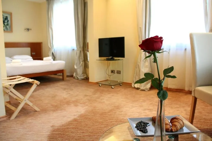 Bedroom, Bed in Hotel Park Central