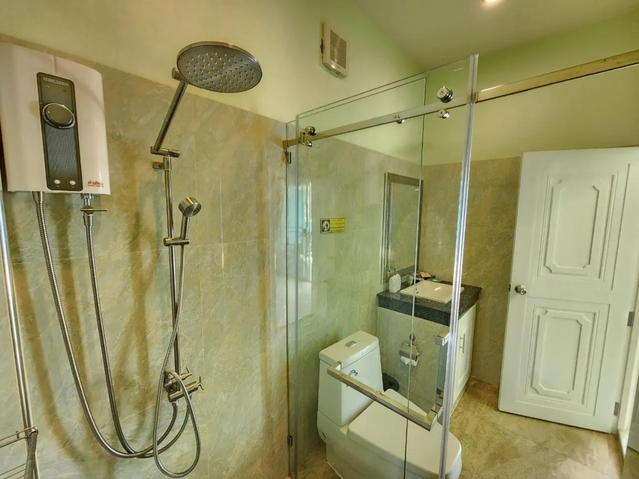 Shower in Blue Beach Bungalow