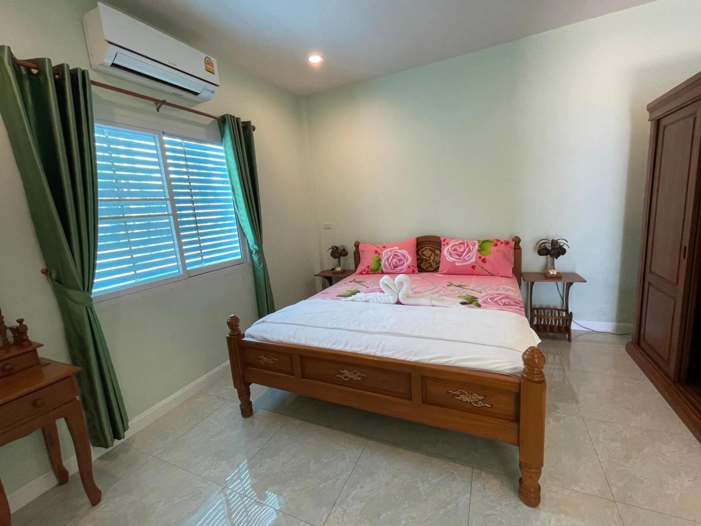 Bed in Blue Beach Bungalow