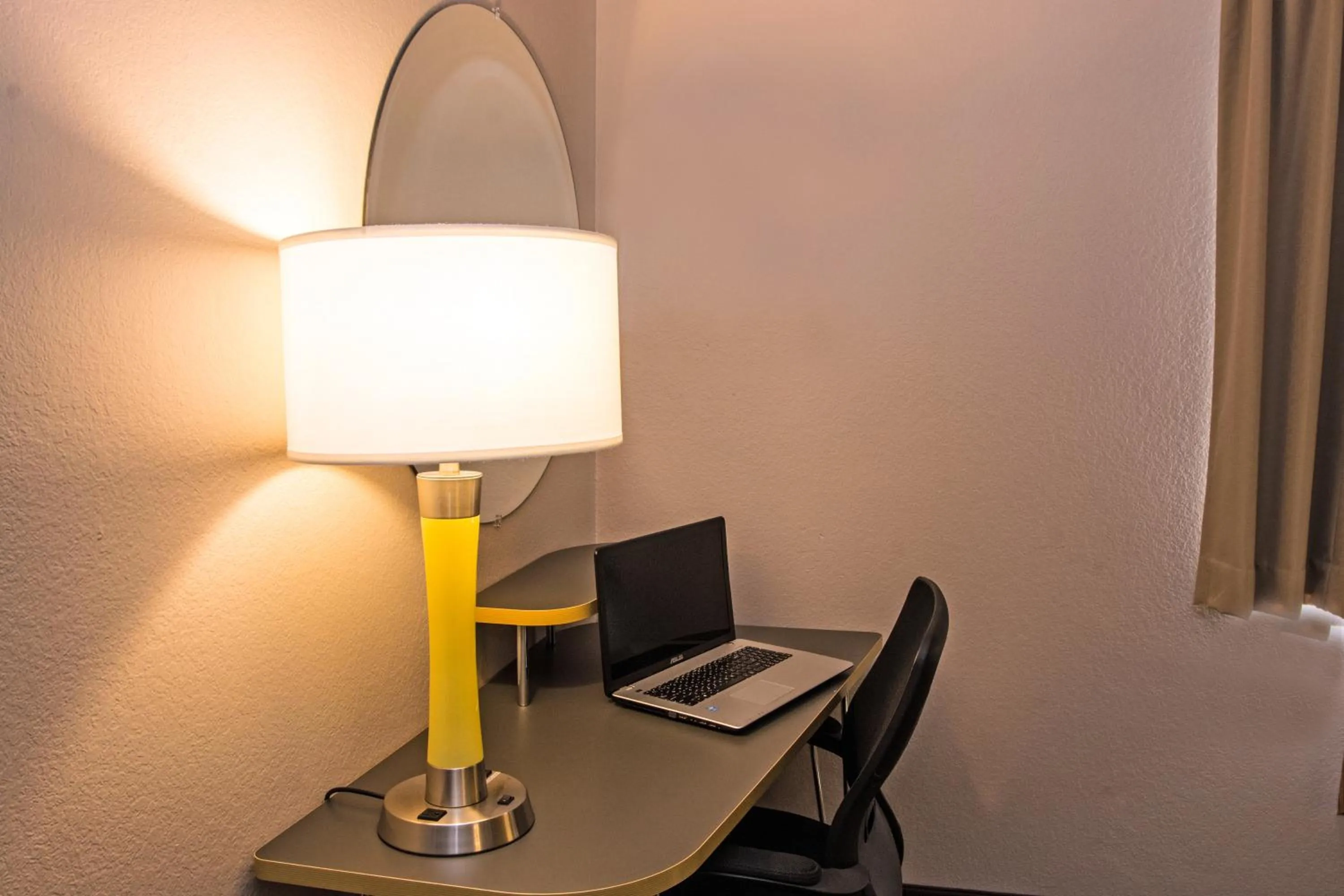 Decorative detail in Super 8 by Wyndham Manistee