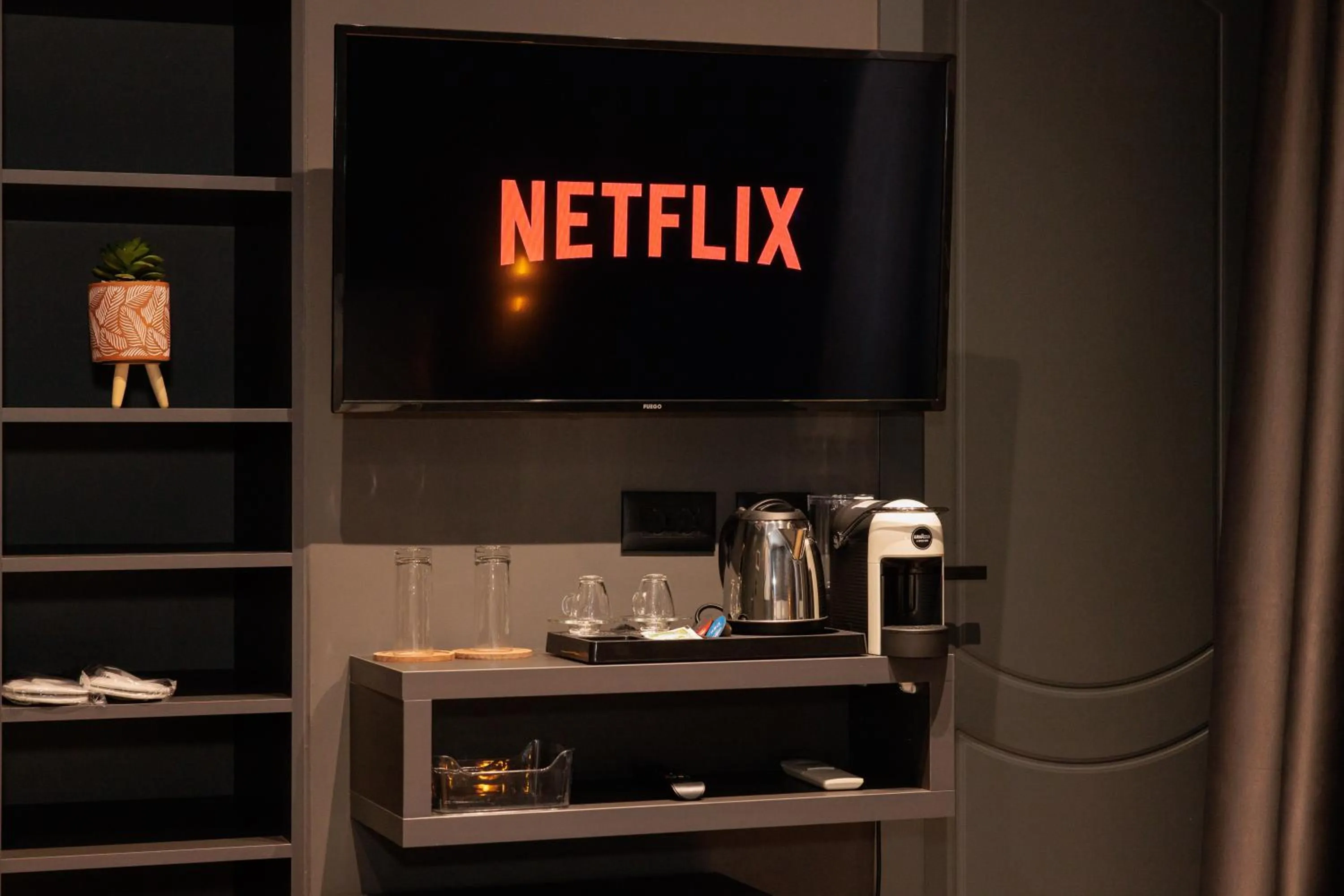 TV and multimedia in Hotel Bel Ami Tirana