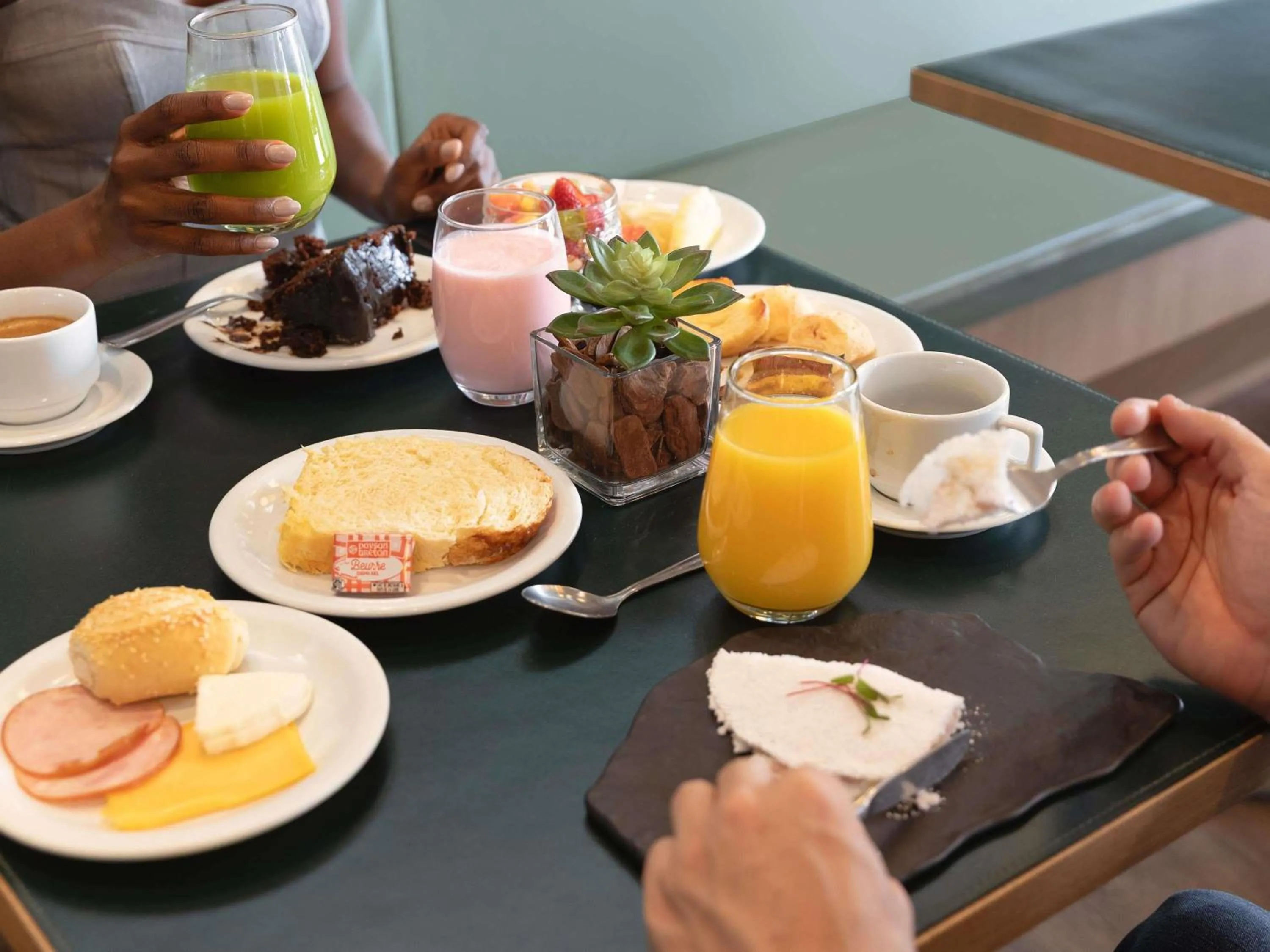 Breakfast in Mercure São Paulo Nações Unidas