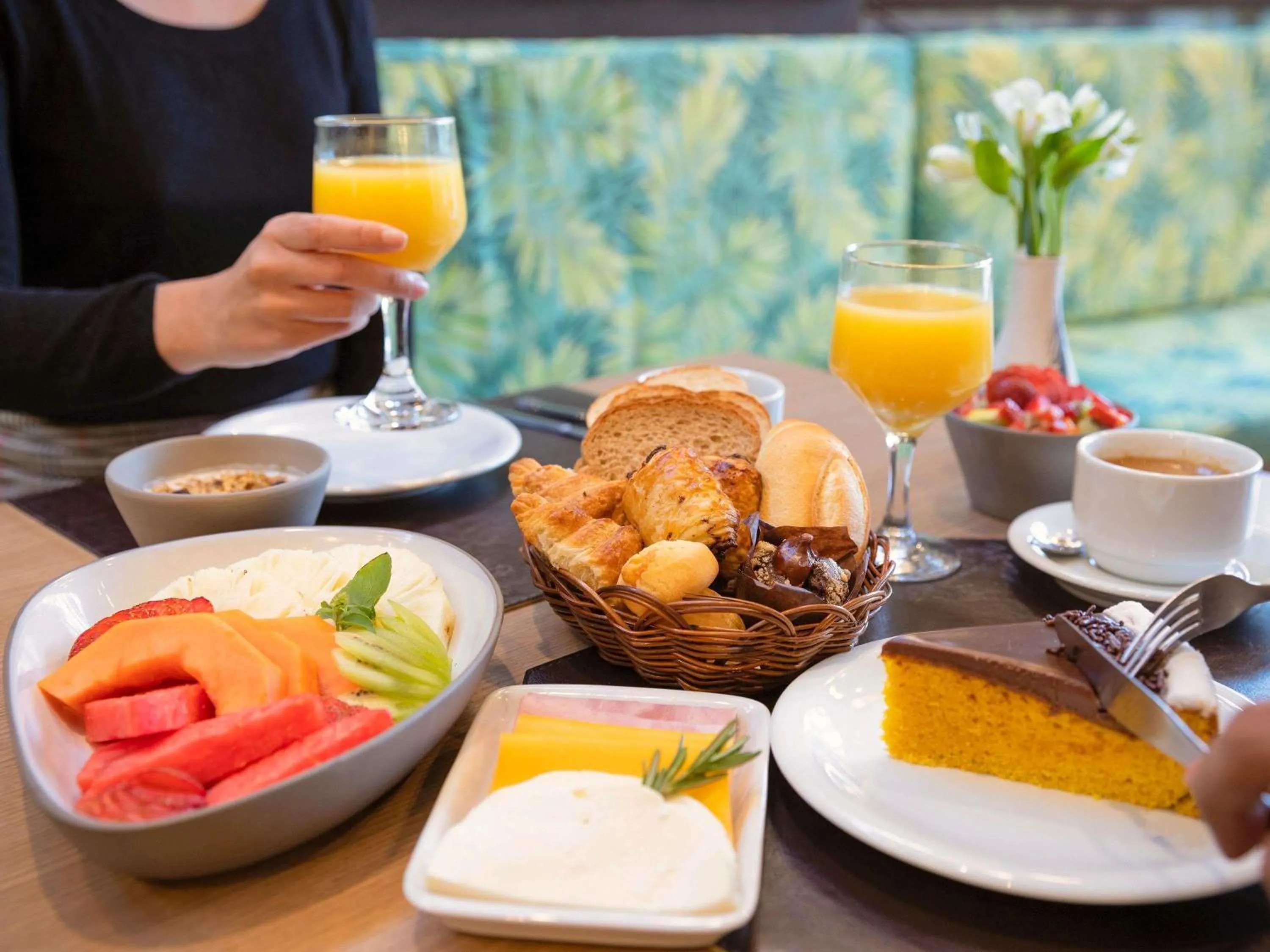 Breakfast in Mercure São Paulo Nações Unidas