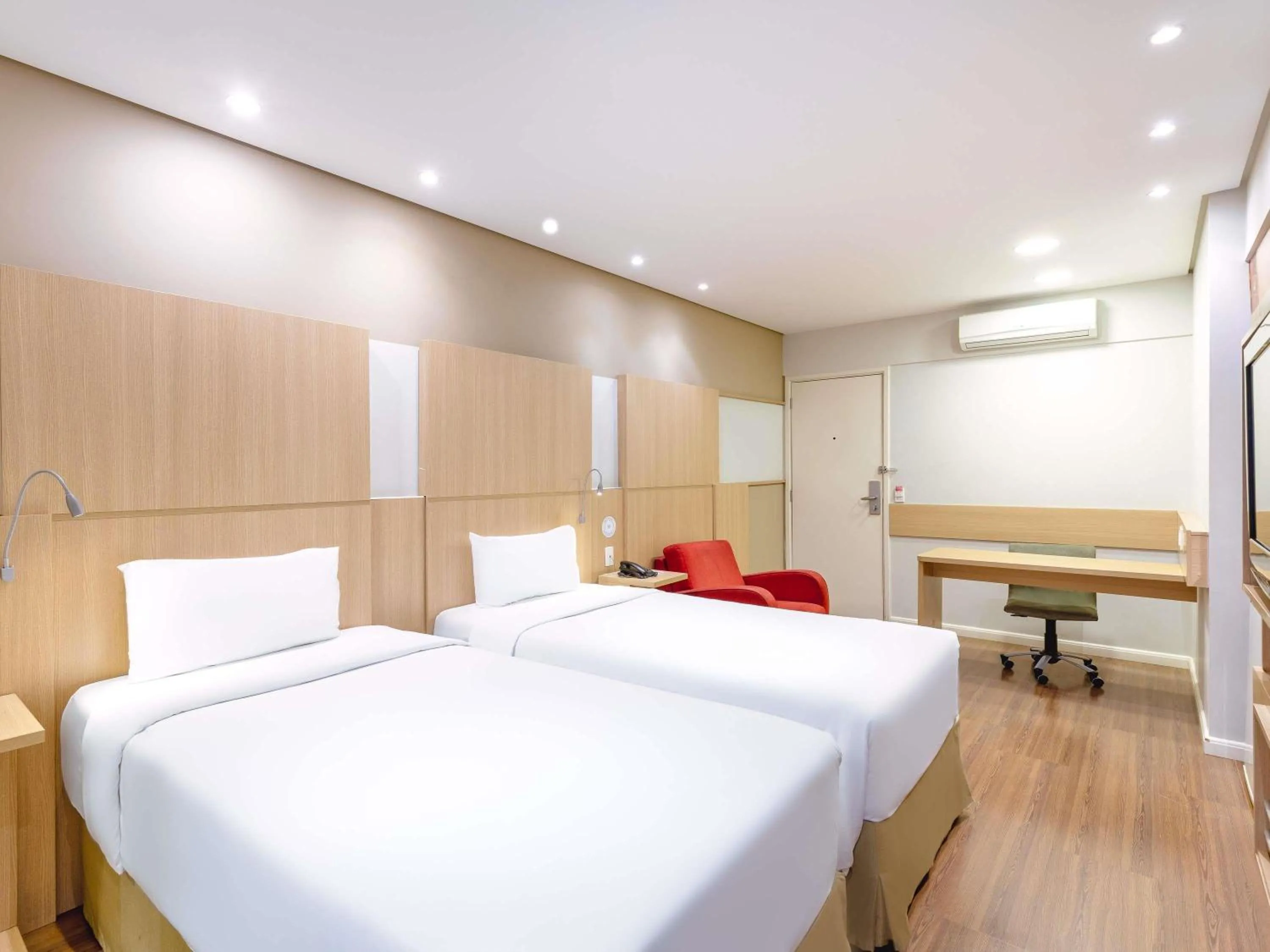 Bedroom, Bed in Mercure São Paulo Nações Unidas