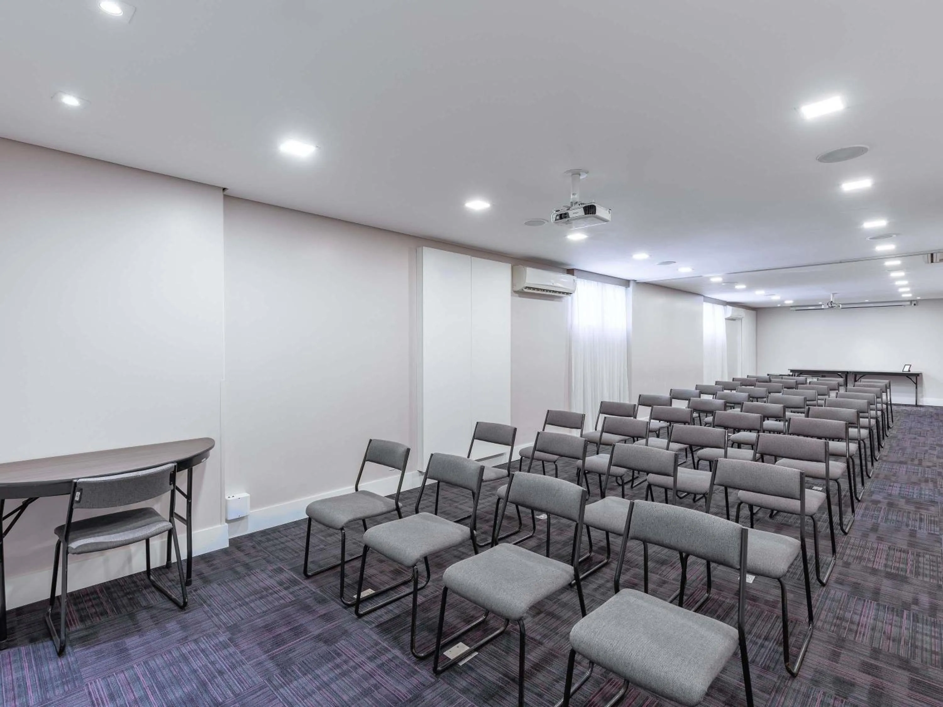 Meeting/conference room in Mercure São Paulo Nações Unidas