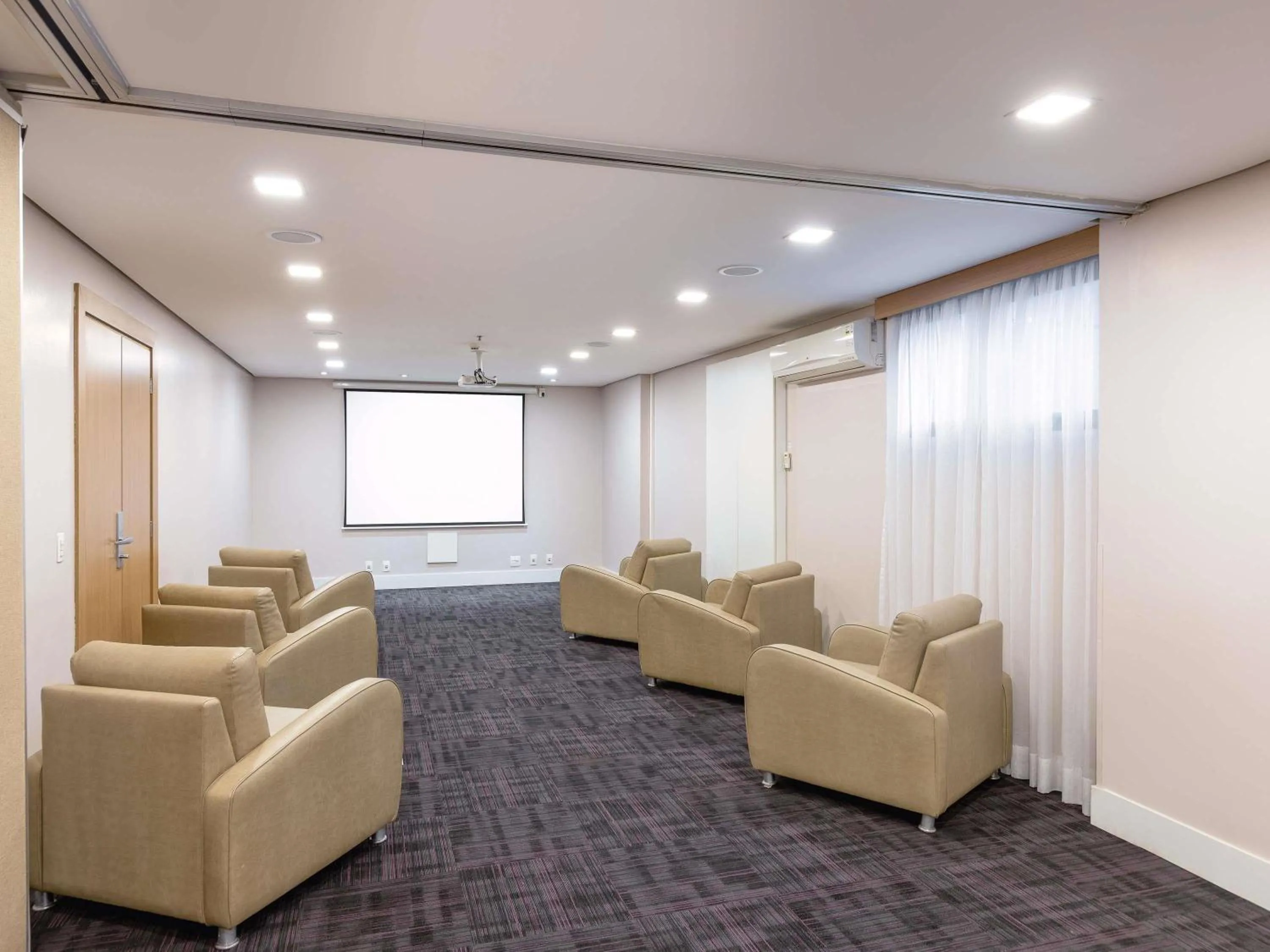 Meeting/conference room in Mercure São Paulo Nações Unidas