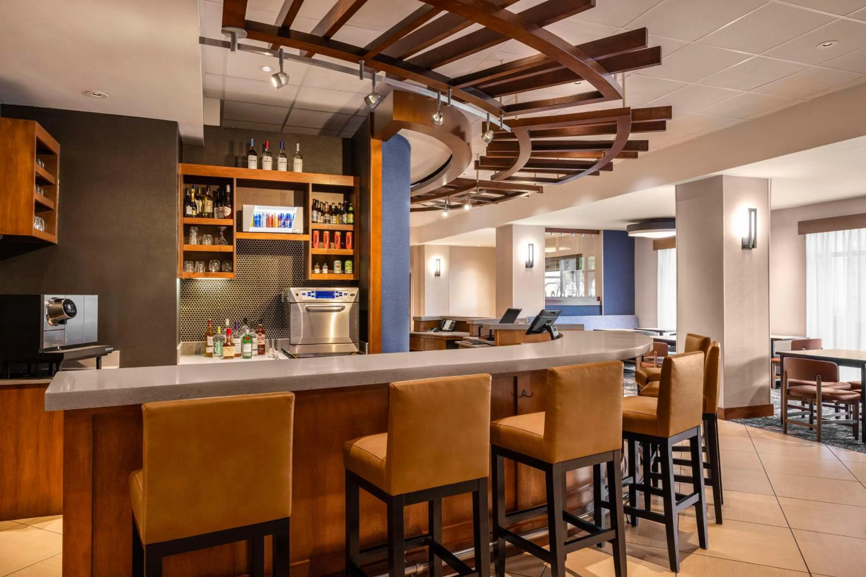 Restaurant/places to eat in Hyatt Place Mt. Laurel