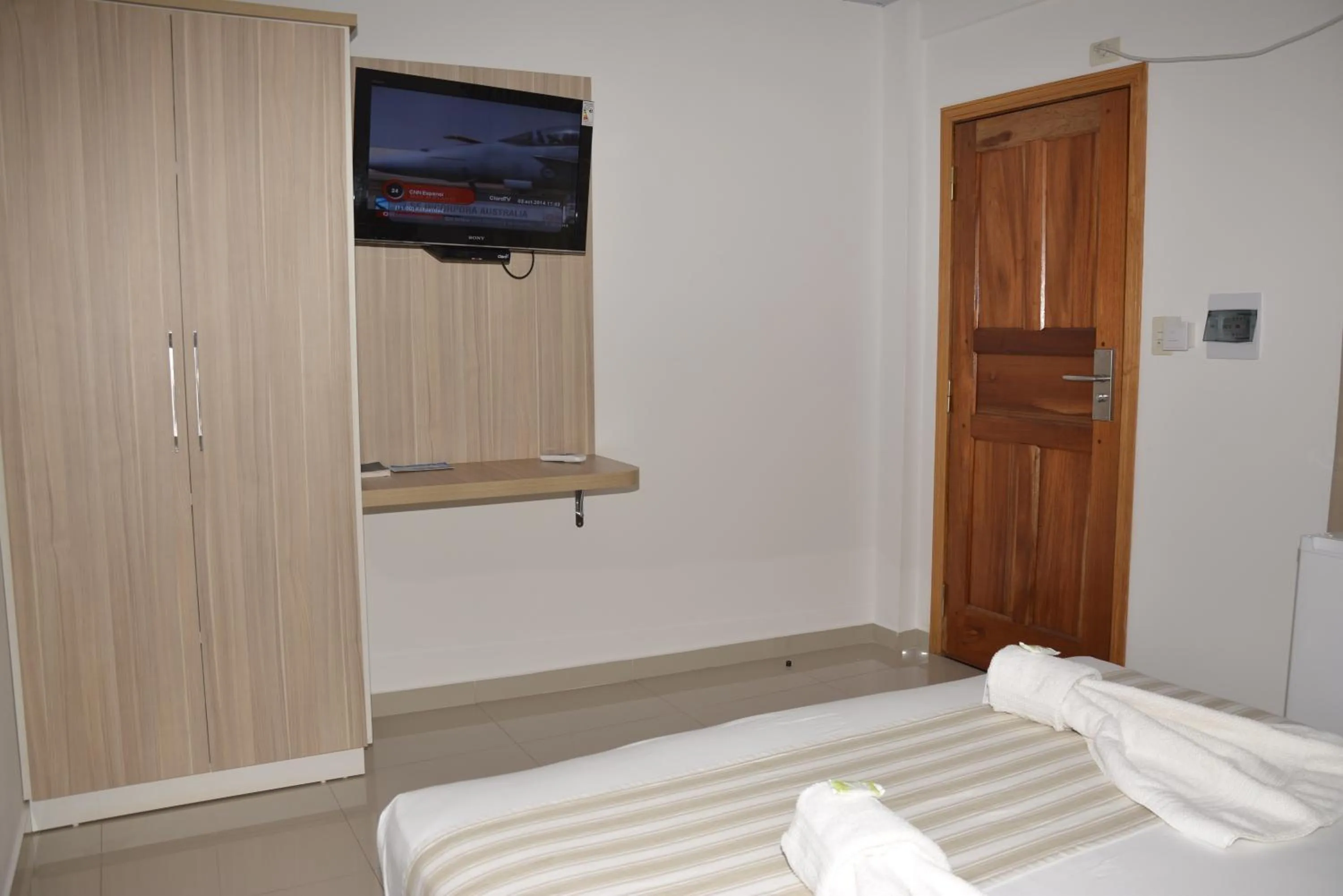 Bedroom, Bed in Hotel Salzburgo