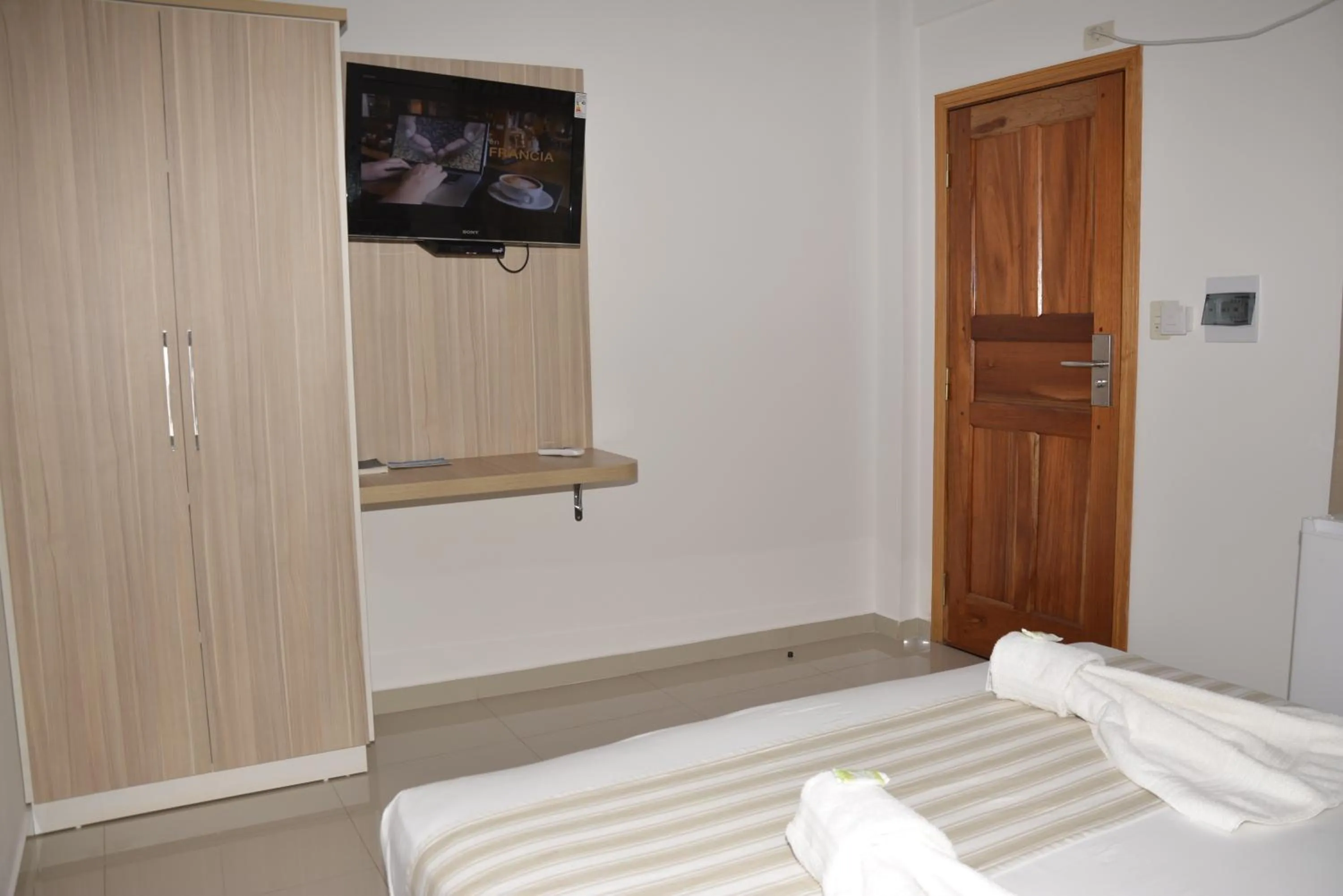 Bedroom, Bed in Hotel Salzburgo