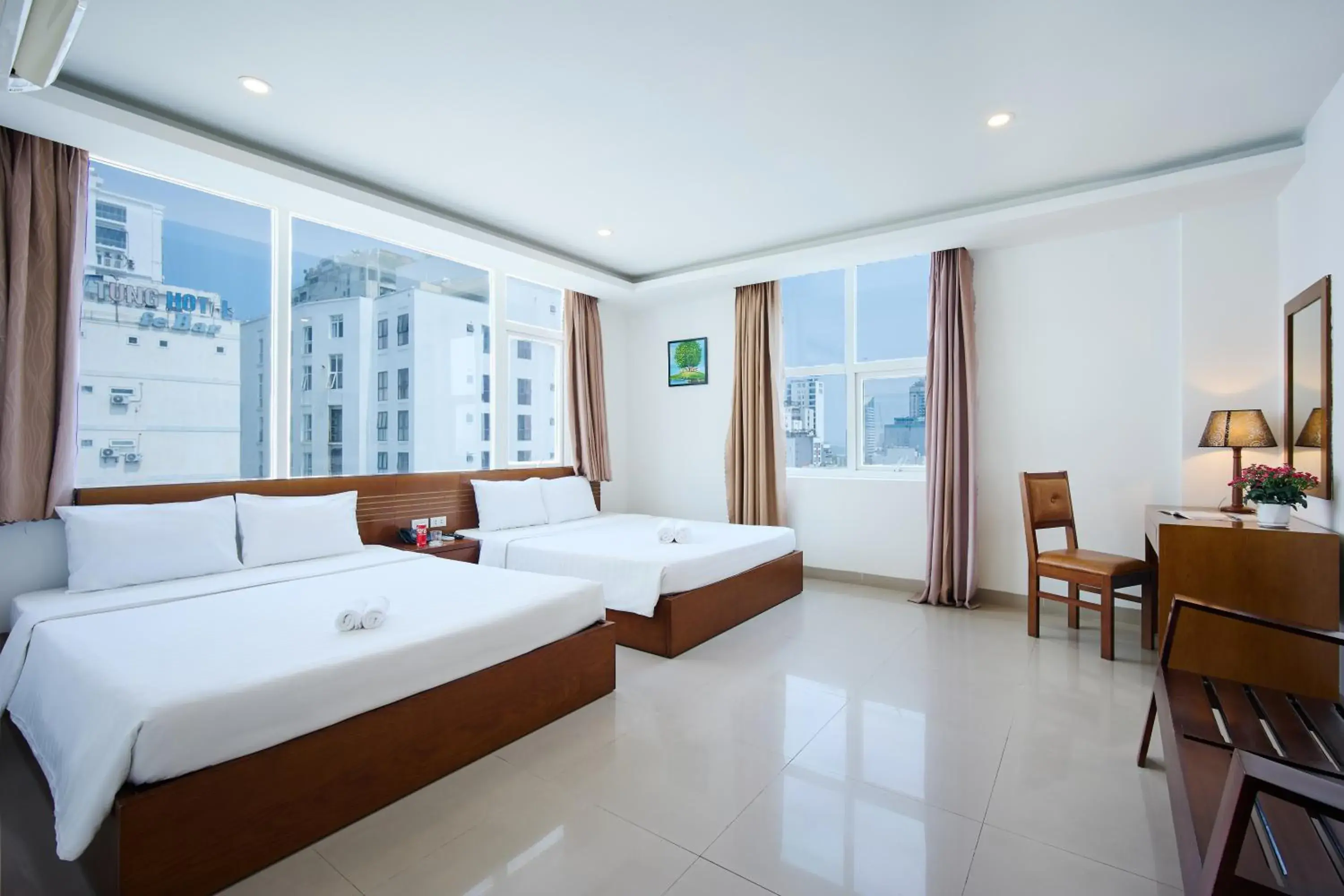Deluxe Family Room - single occupancy in Golden Light Da Nang Hotel Deluxe Family Room - single occupancy in Golden Light Da Nang Hotel
