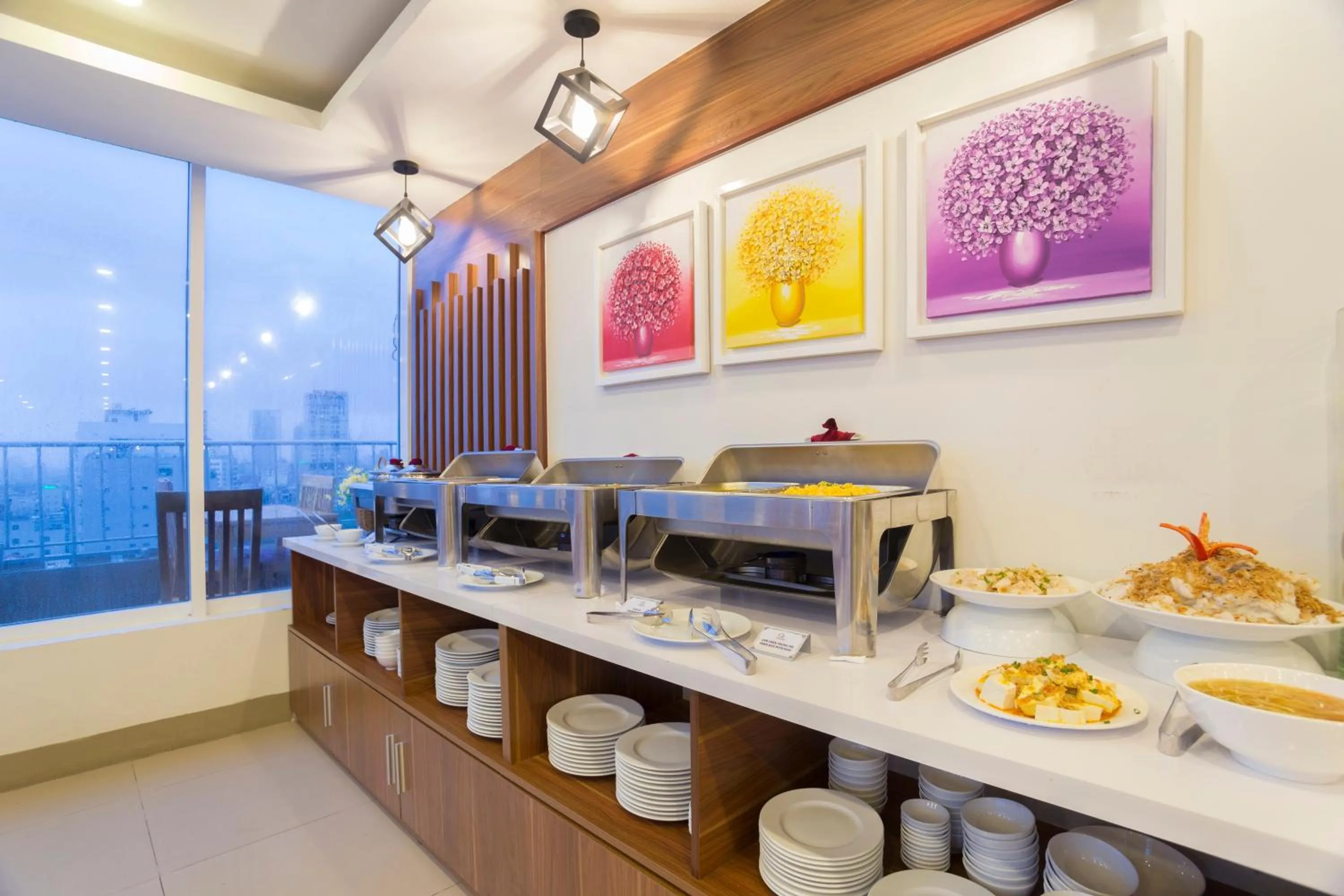 Buffet breakfast in Golden Light Da Nang Hotel