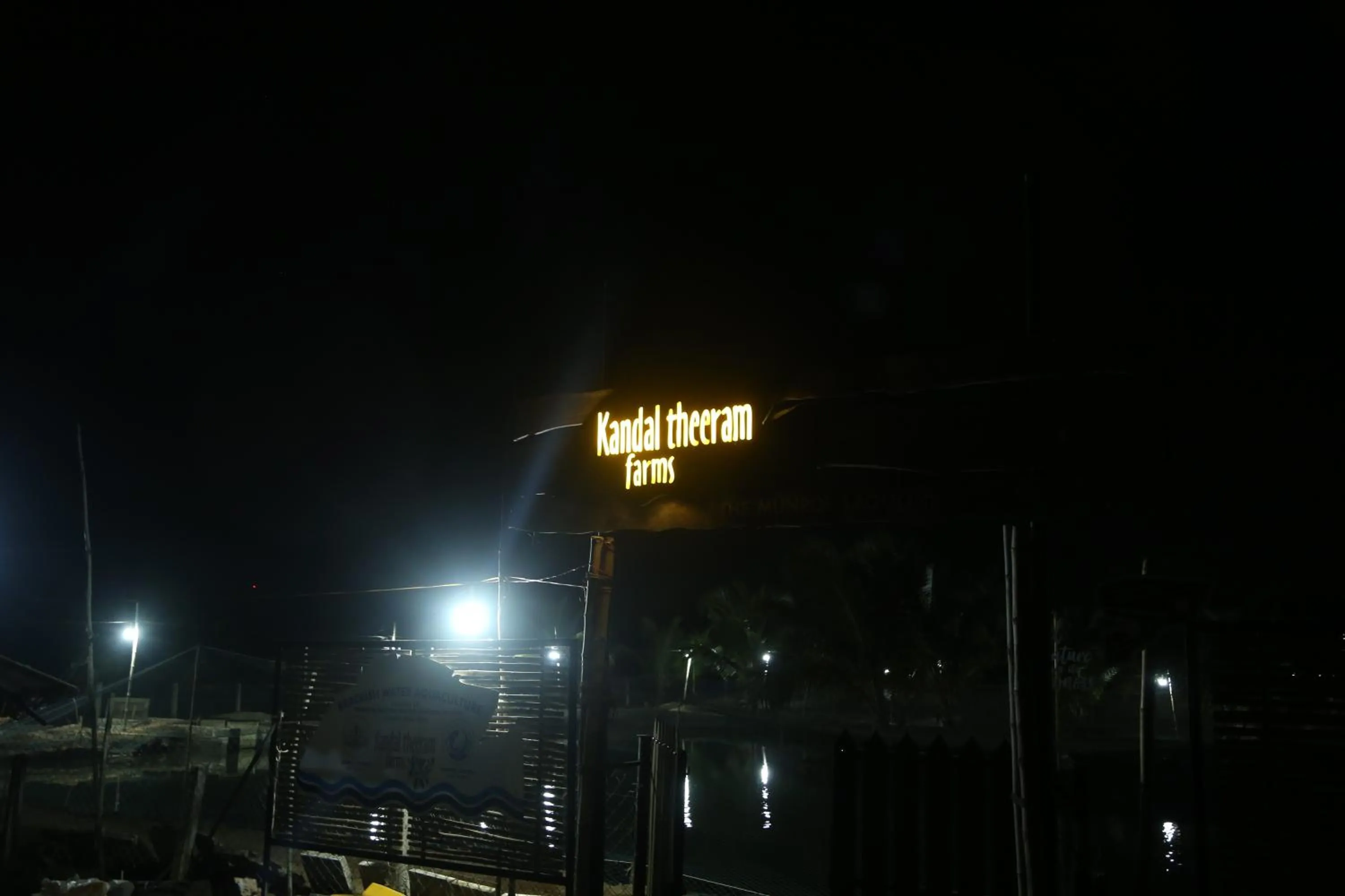 Night in Kandal Theeram Farms