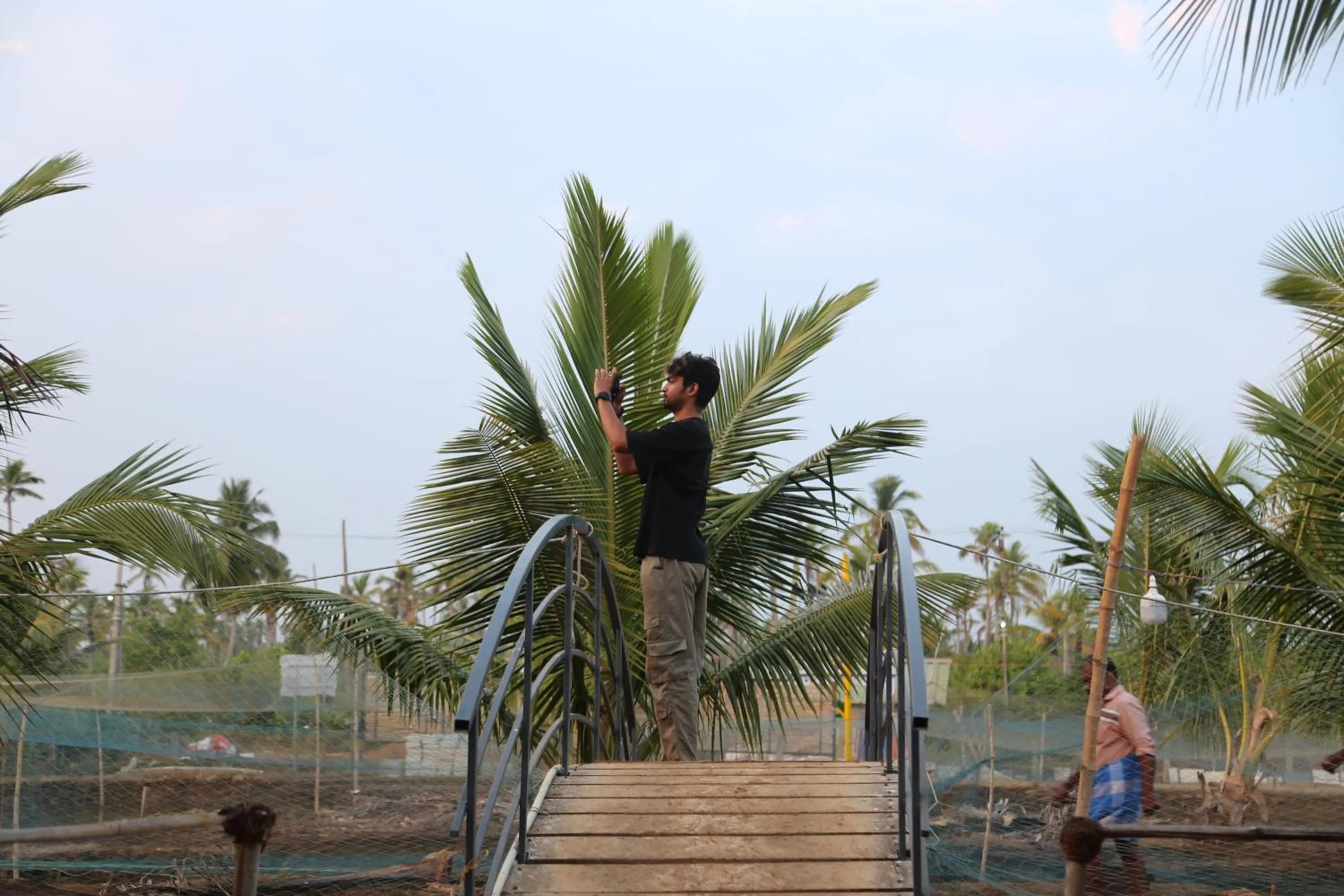 People in Kandal Theeram Farms