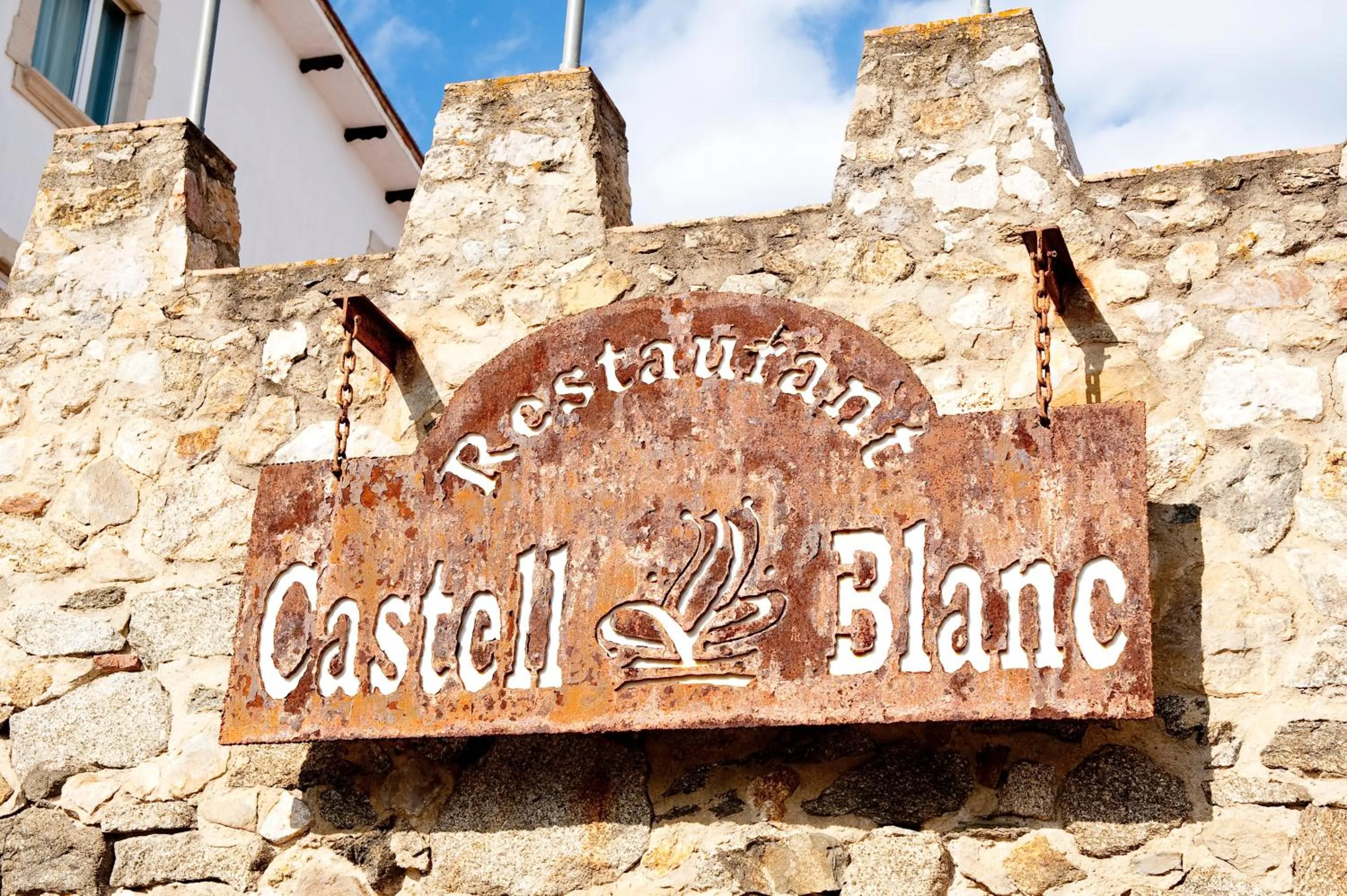 Property logo or sign in Hotel Castell Blanc