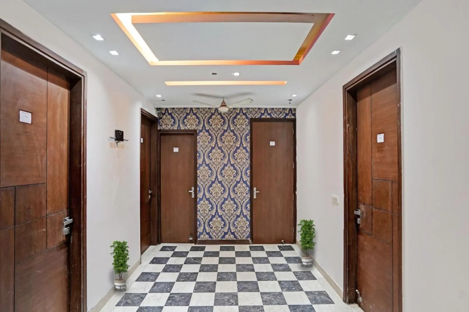 The Bed And Rock Kalkaji