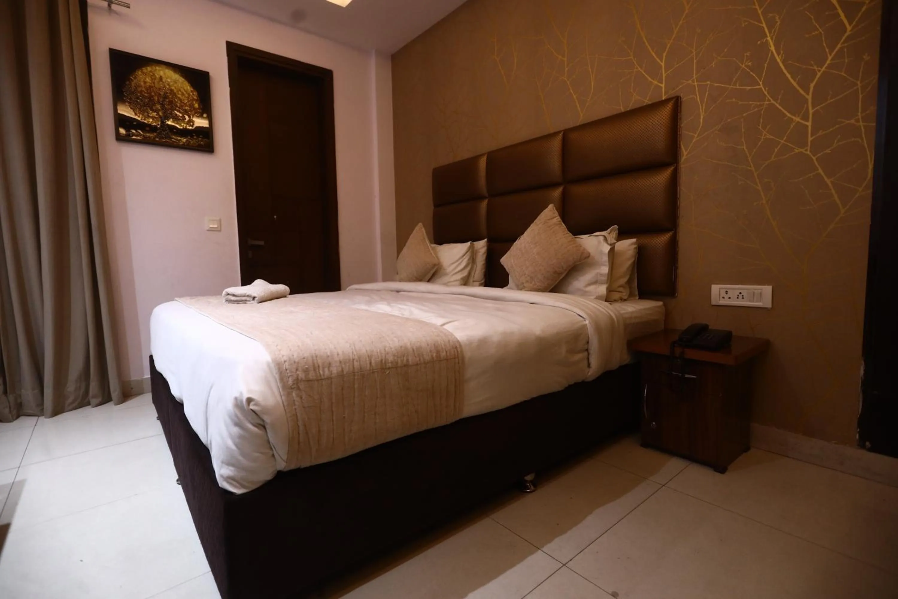 Bed in The Bed And Rock Kalkaji