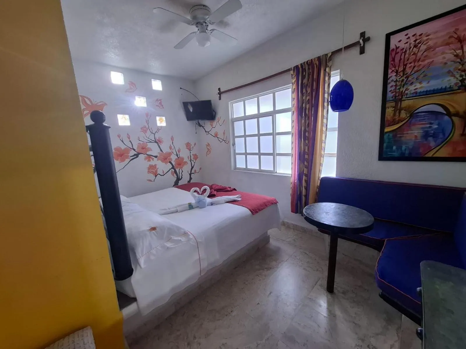 Bed in Hotel Colonial