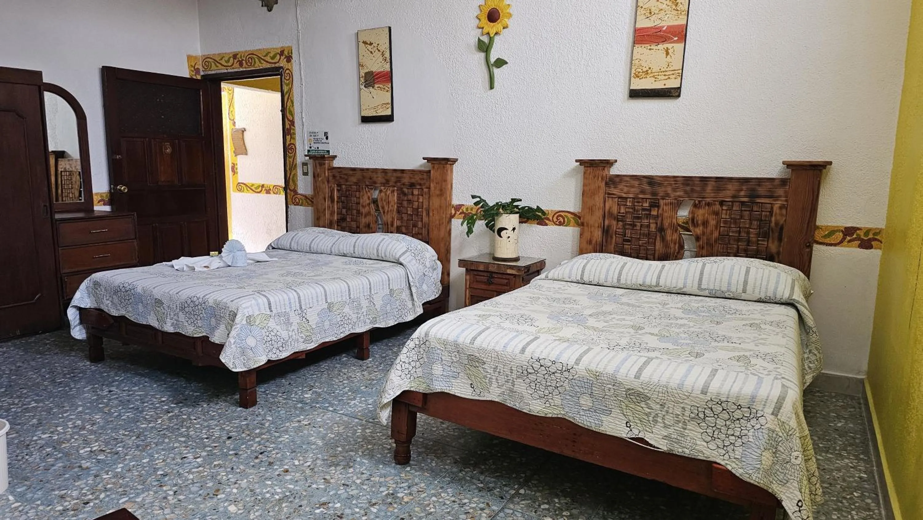 Bed in Hotel Colonial