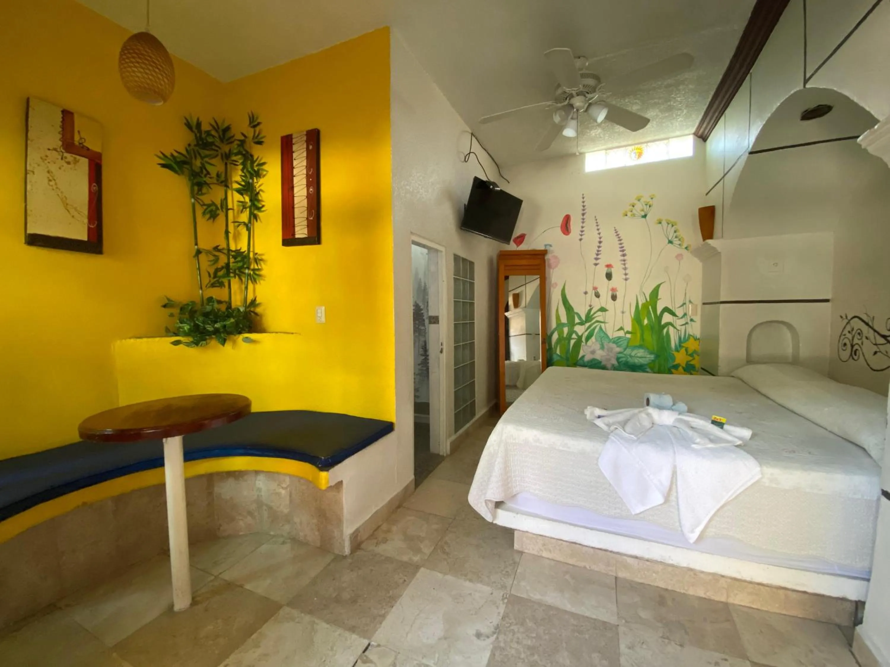 Bed in Hotel Colonial