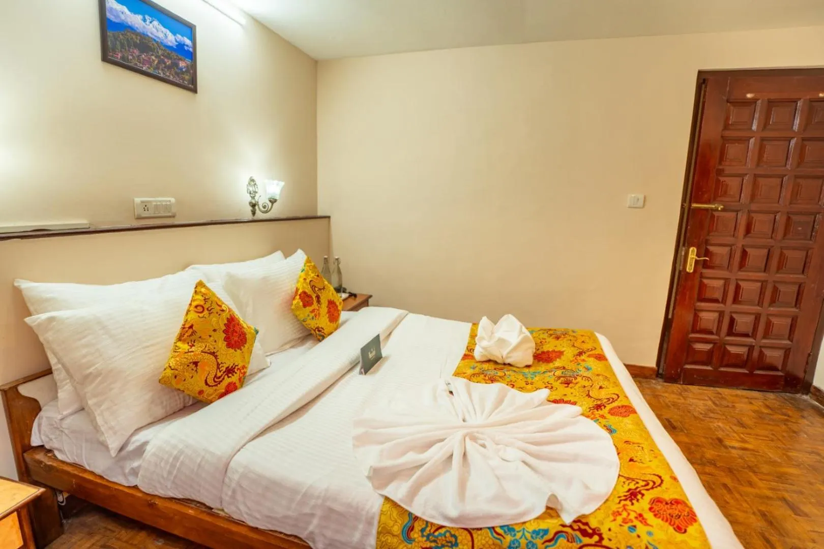 Bed in Muscatel Fairmount 100 Mts from Mall Road