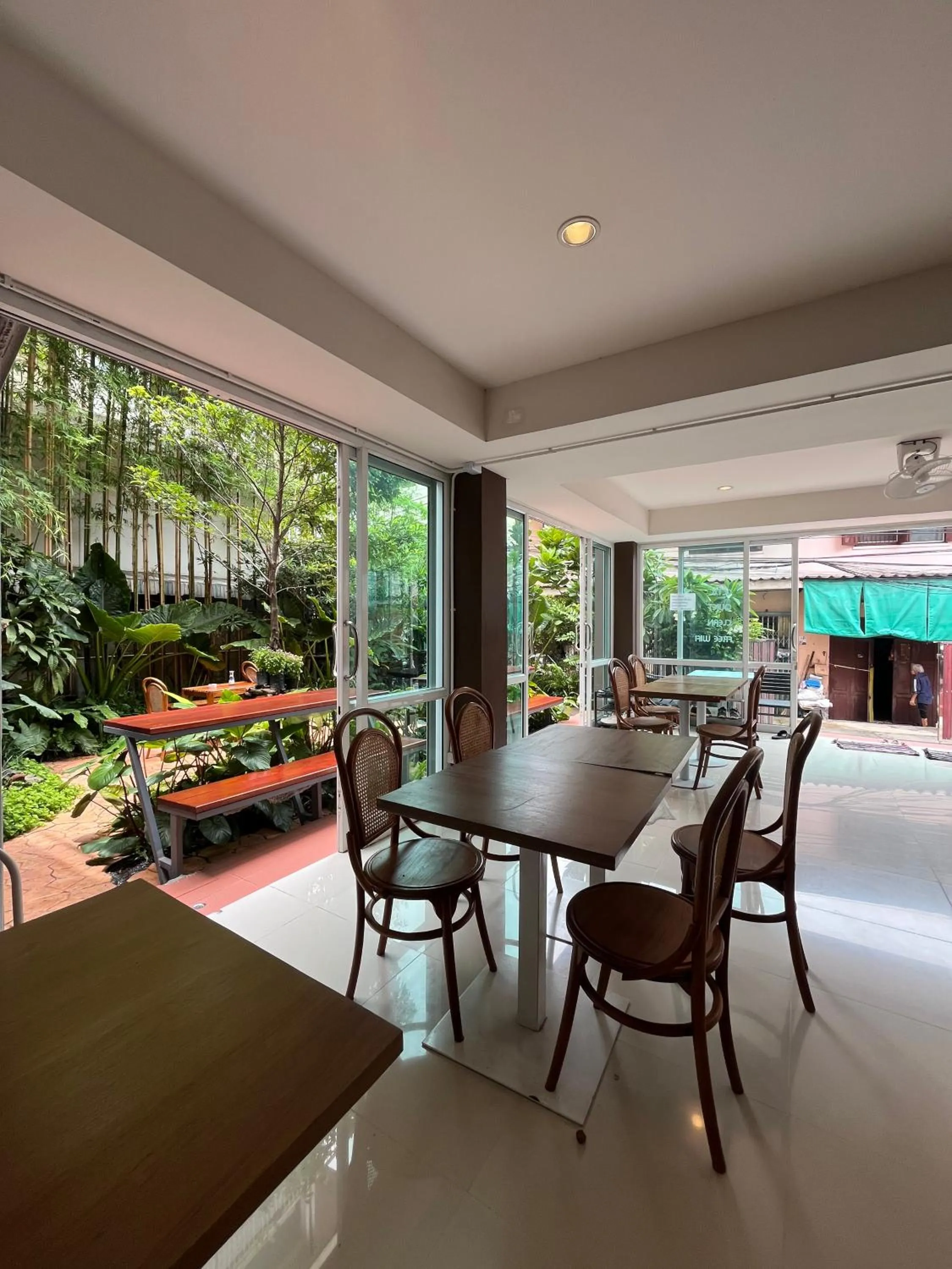 Garden in Bonita House