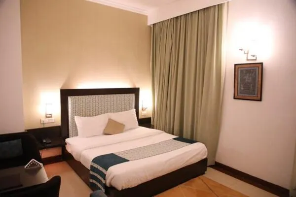 Photo of the whole room, Bed in Status Club Resort