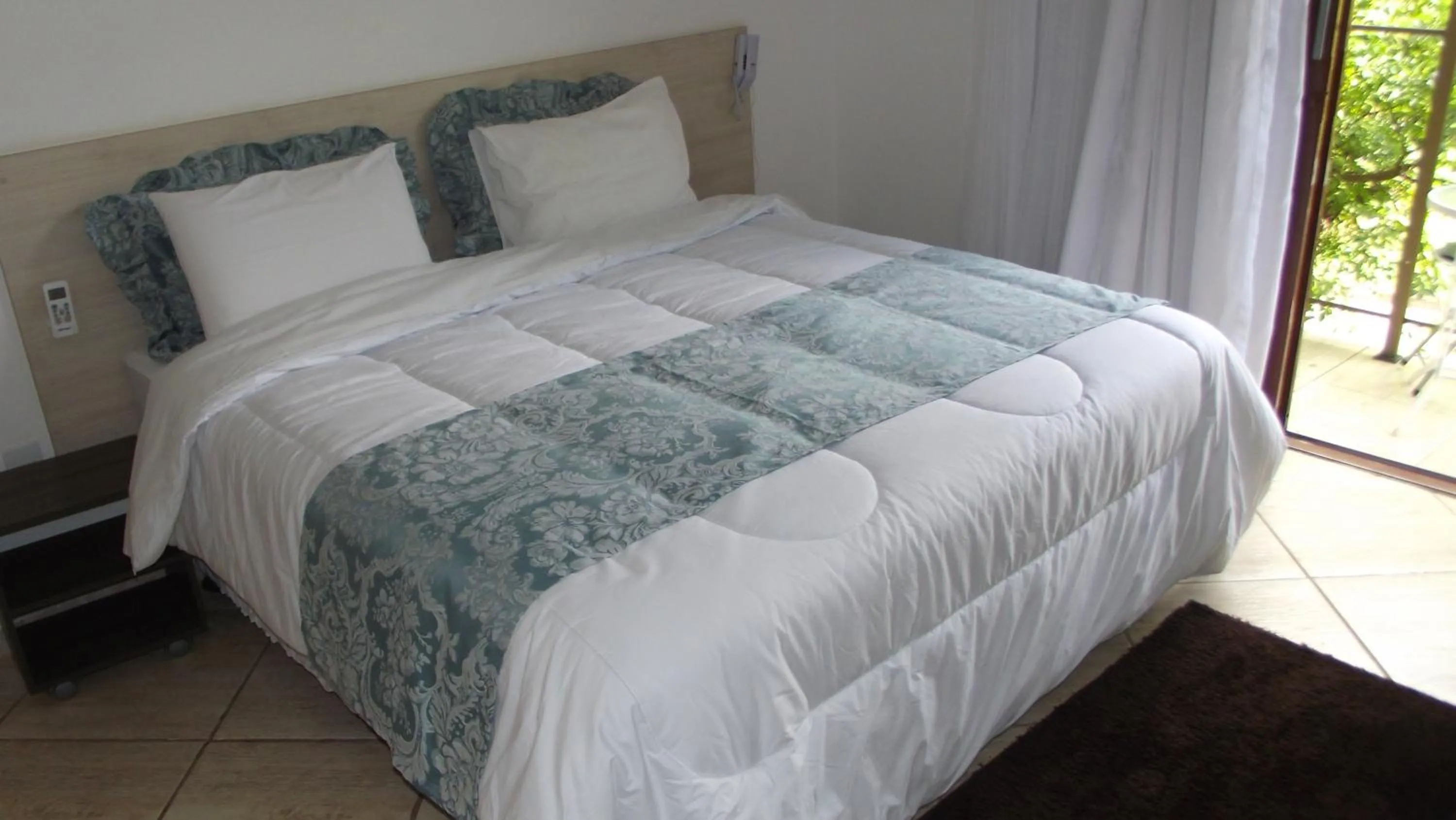 Photo of the whole room, Bed in Hotel Nova Odessa - OFICIAL