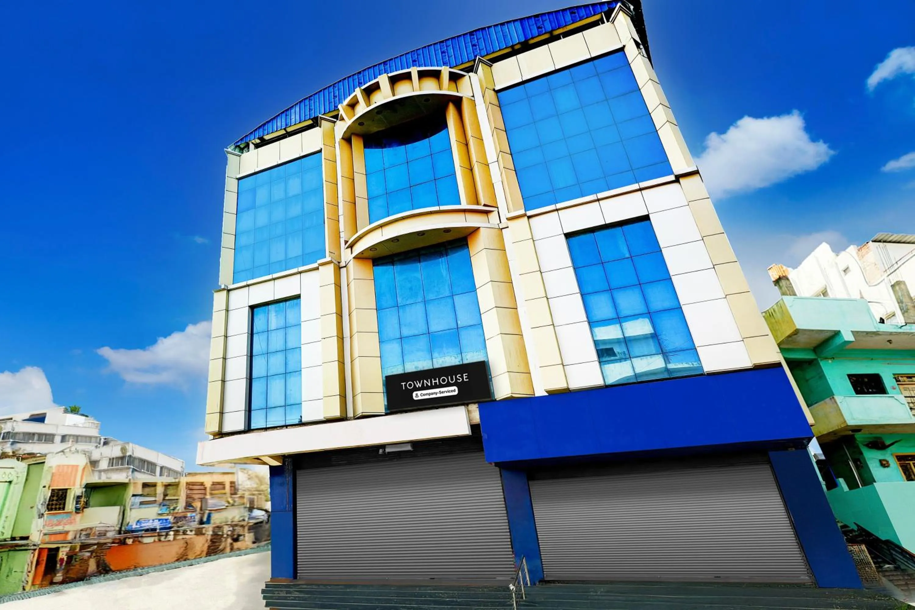 Facade/entrance in Super Townhouse Anantapur Near Srikantam Circle