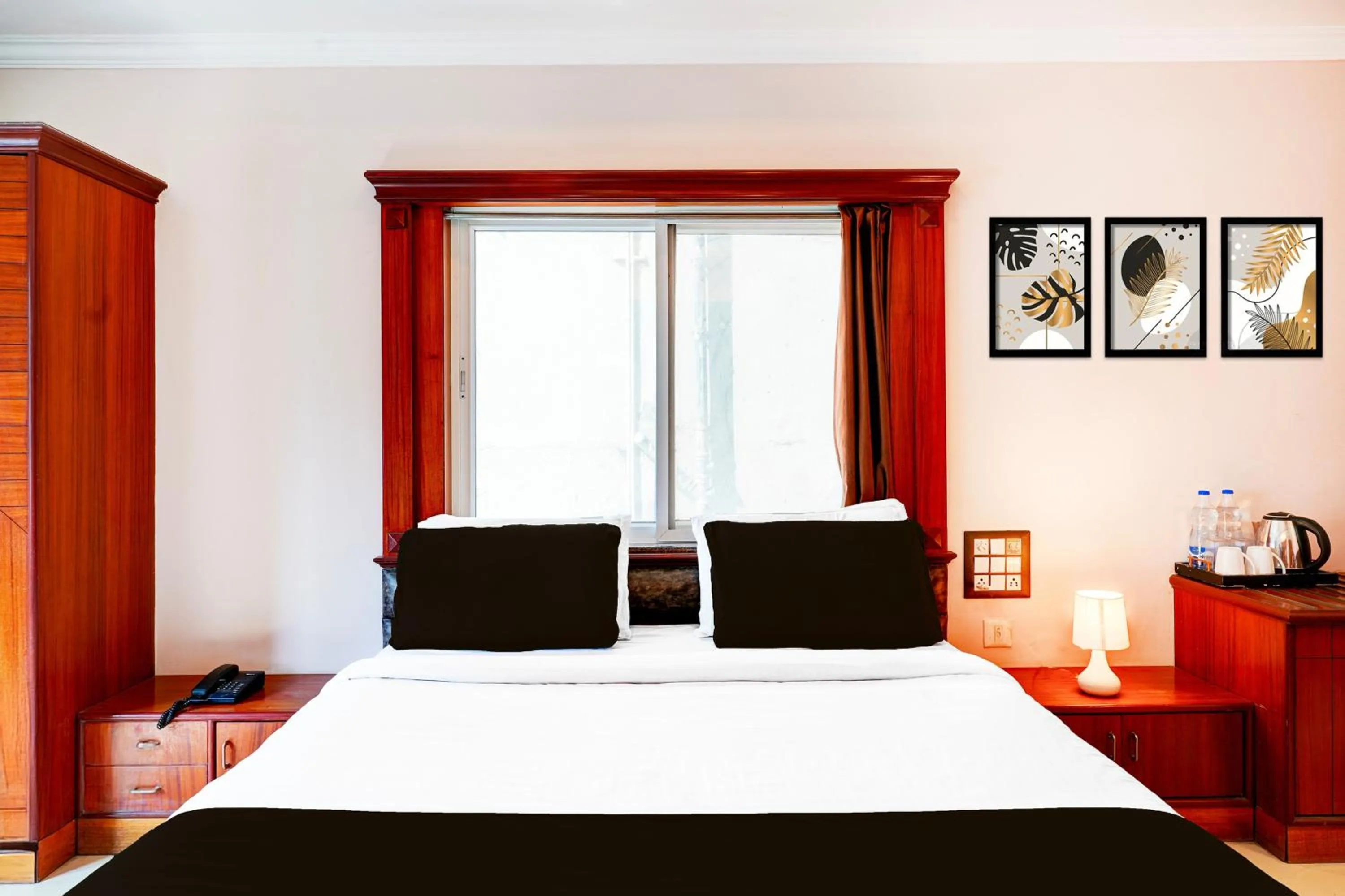 Bedroom, Bed in Super Townhouse Anantapur Near Srikantam Circle