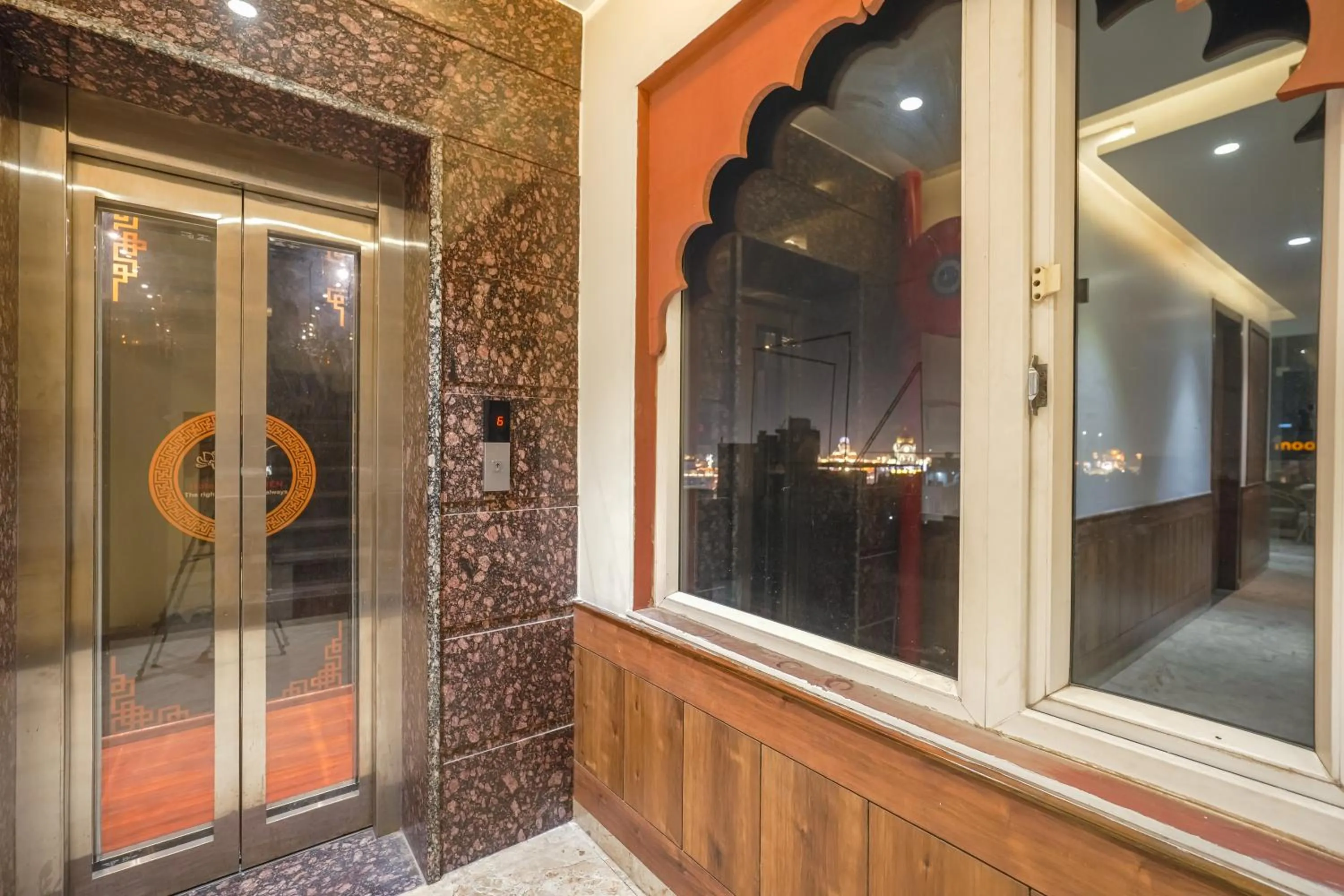 Lobby or reception in Hotel RV Golden A Few Steps from Golden Temple