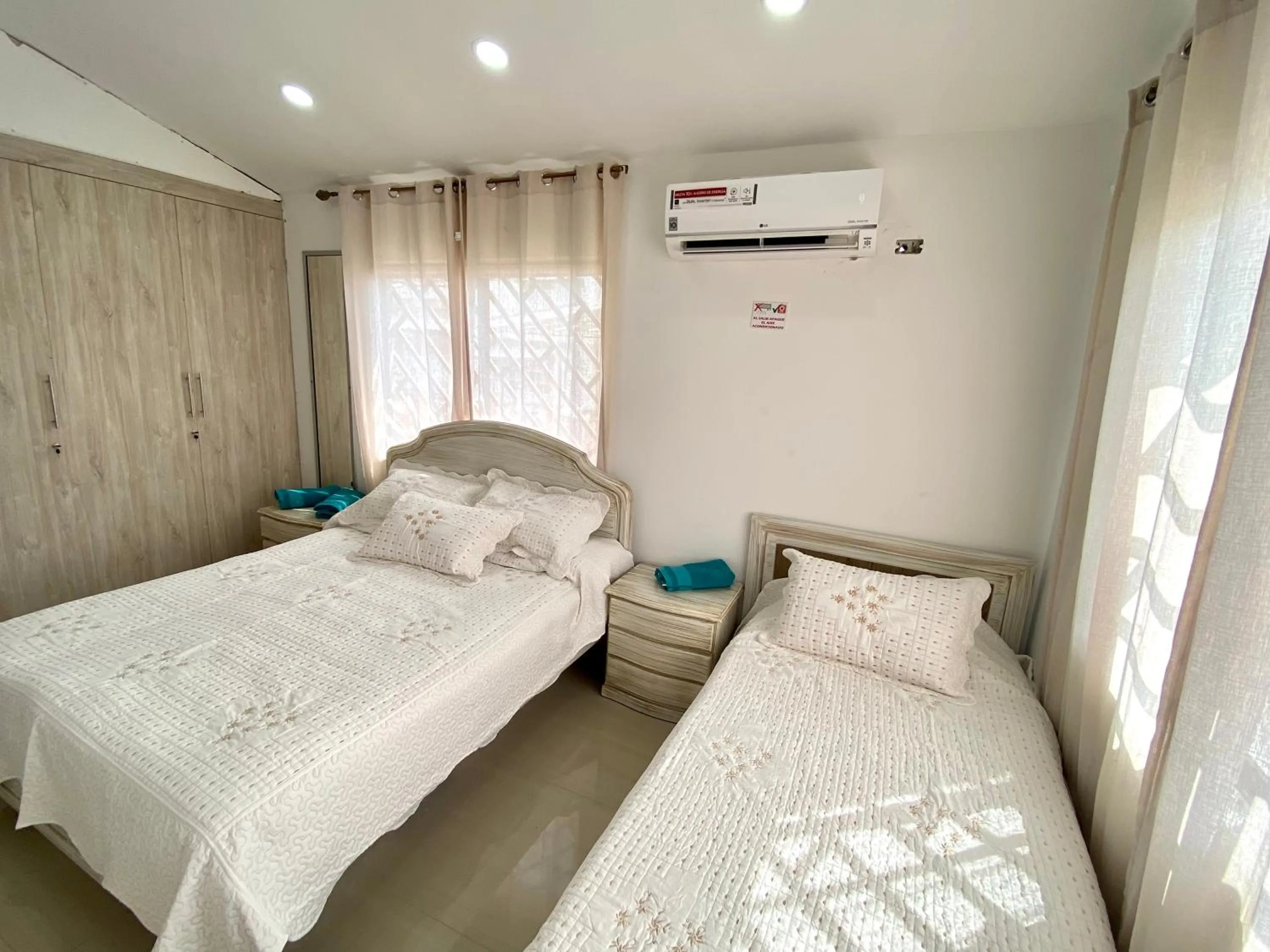 Photo of the whole room, Bed in Posada Vasquez Oviedo