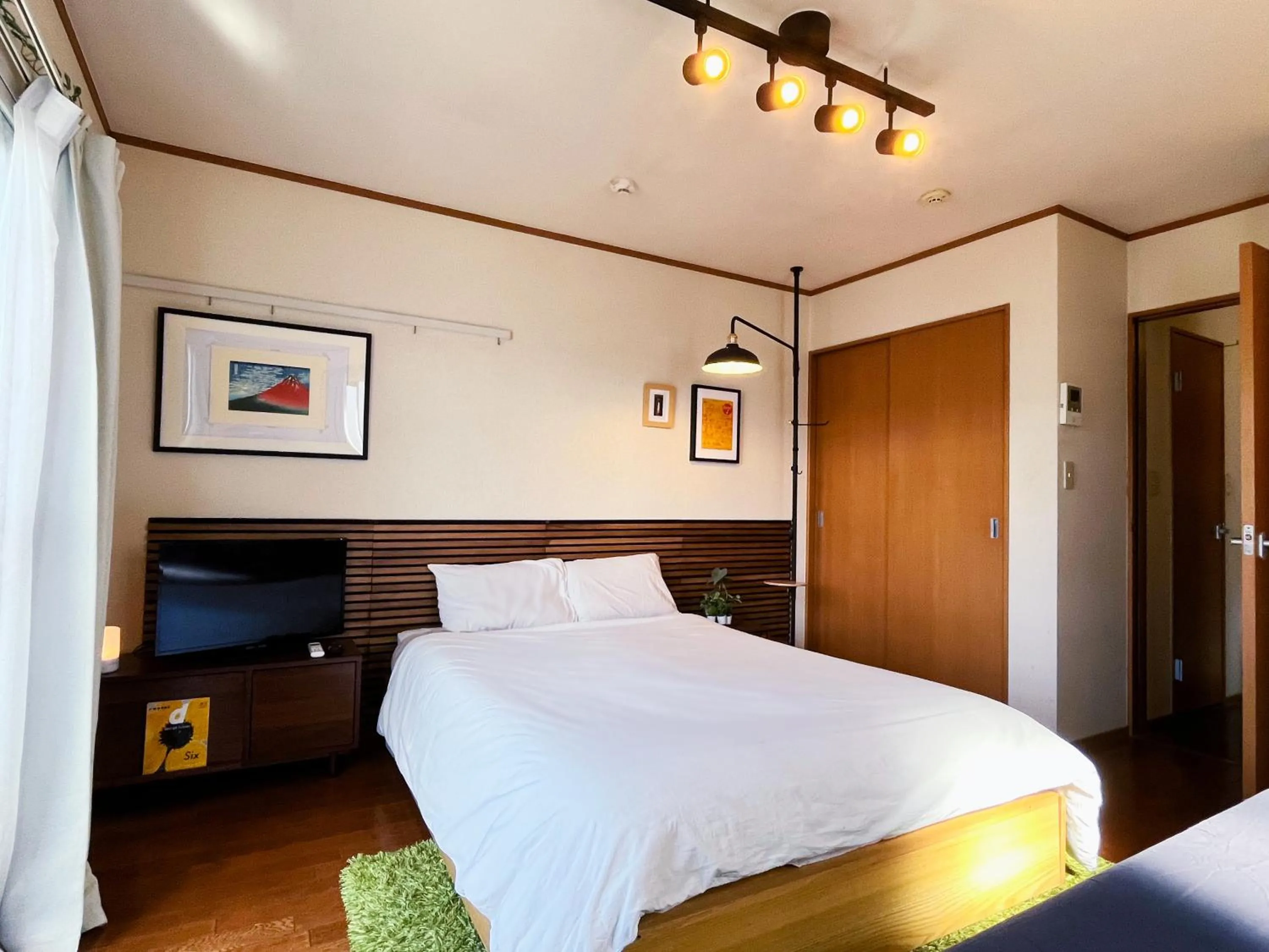 Bed in Shimokitazawa Akima