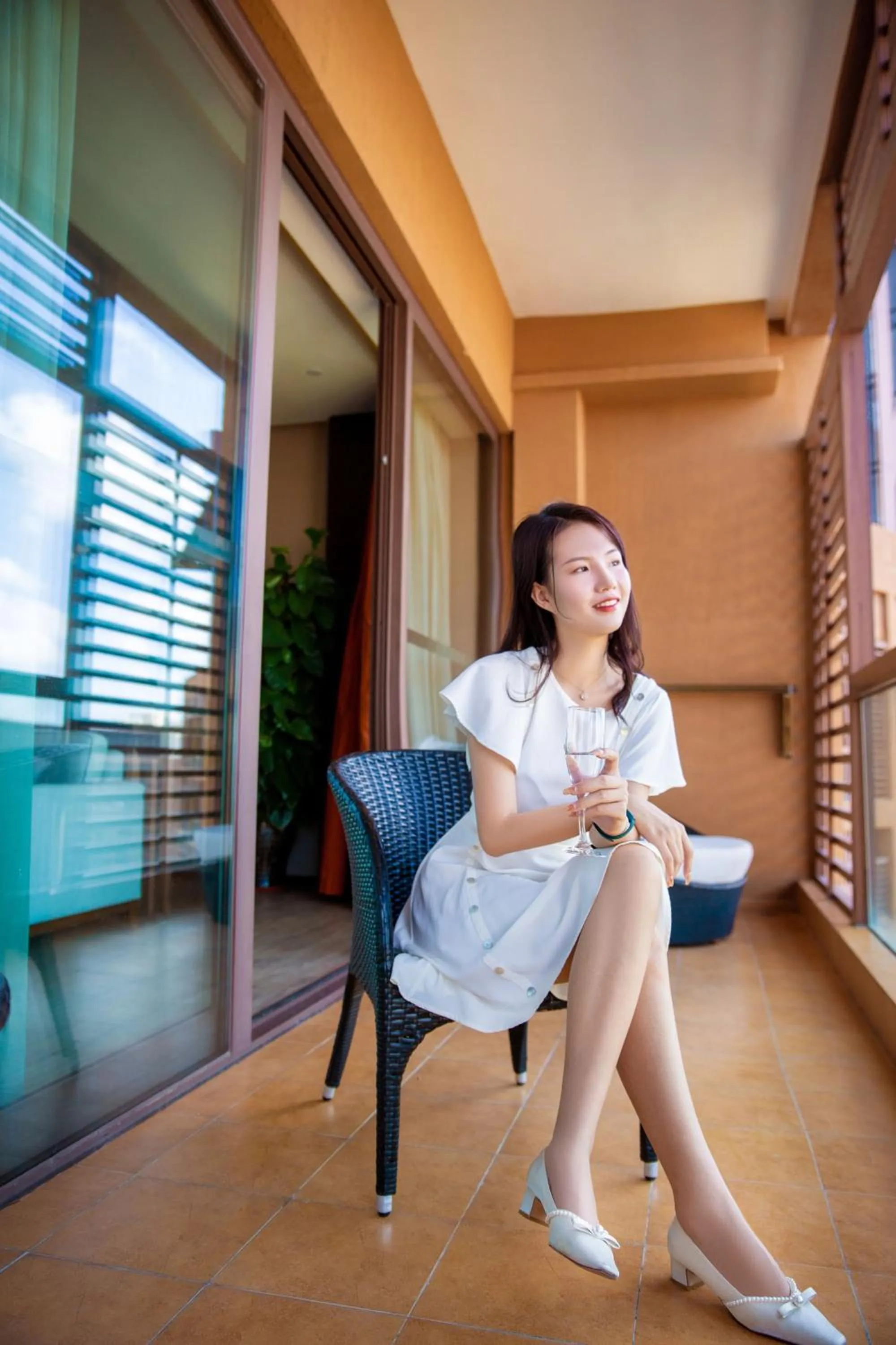 People in Mangrove Tree Resort World Sanya Bay- Queen Palm Towers