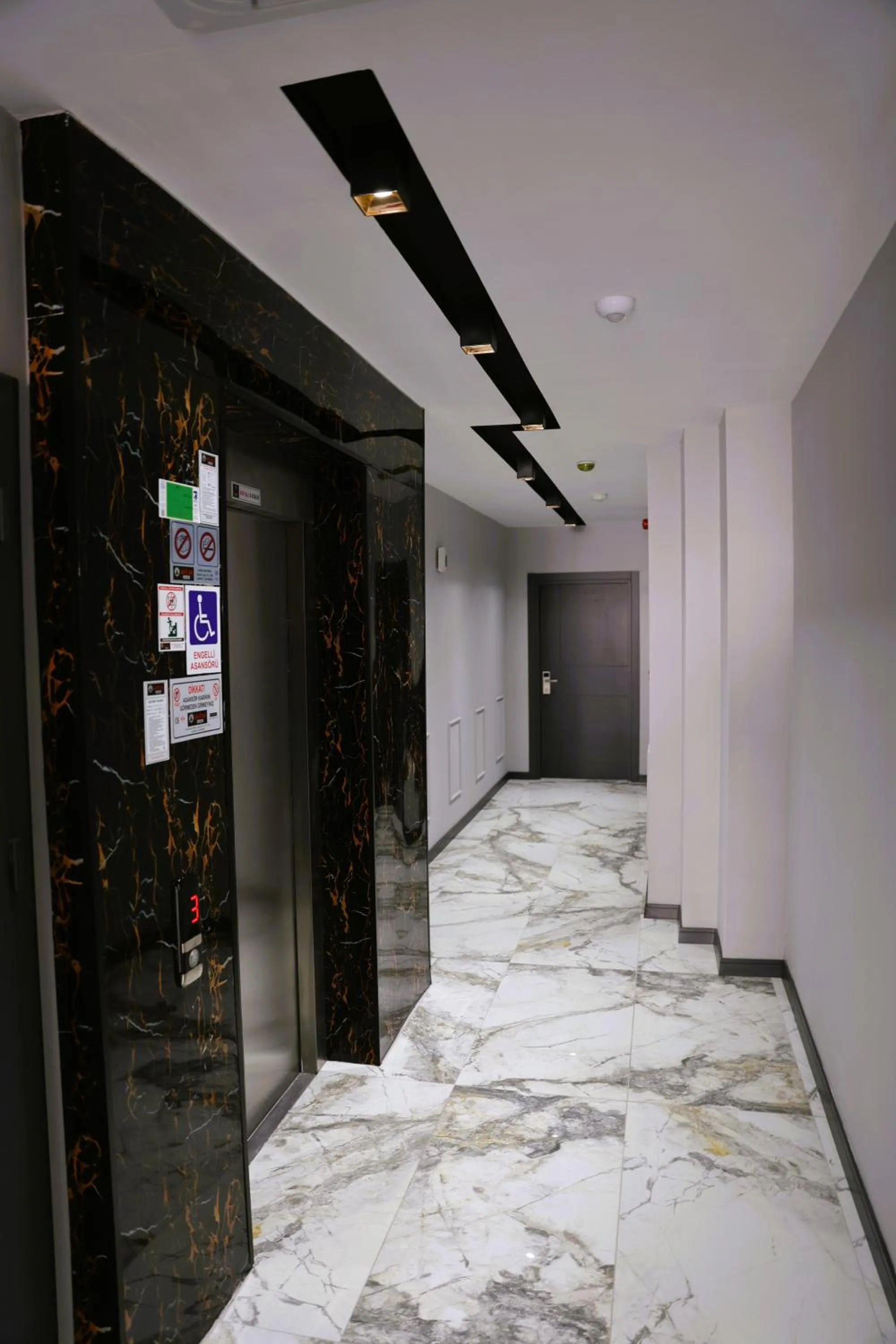 elevator in Aybek Ratio Hotel