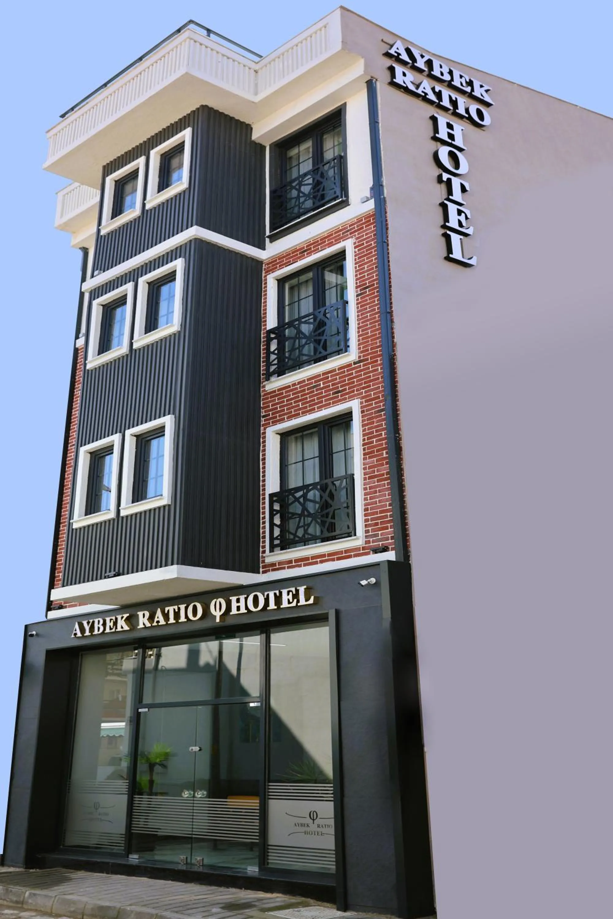 Property building in Aybek Ratio Hotel