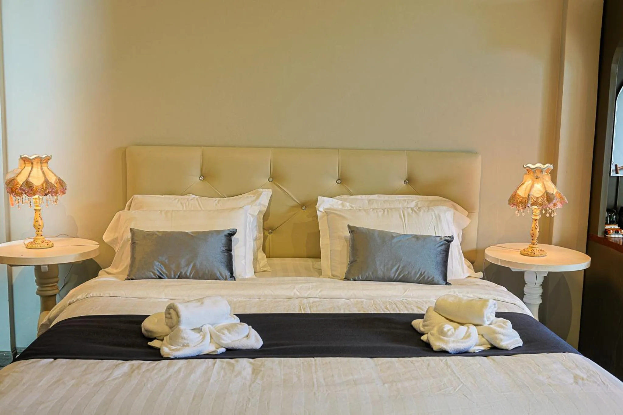 Bed in Phuping Valley Resort