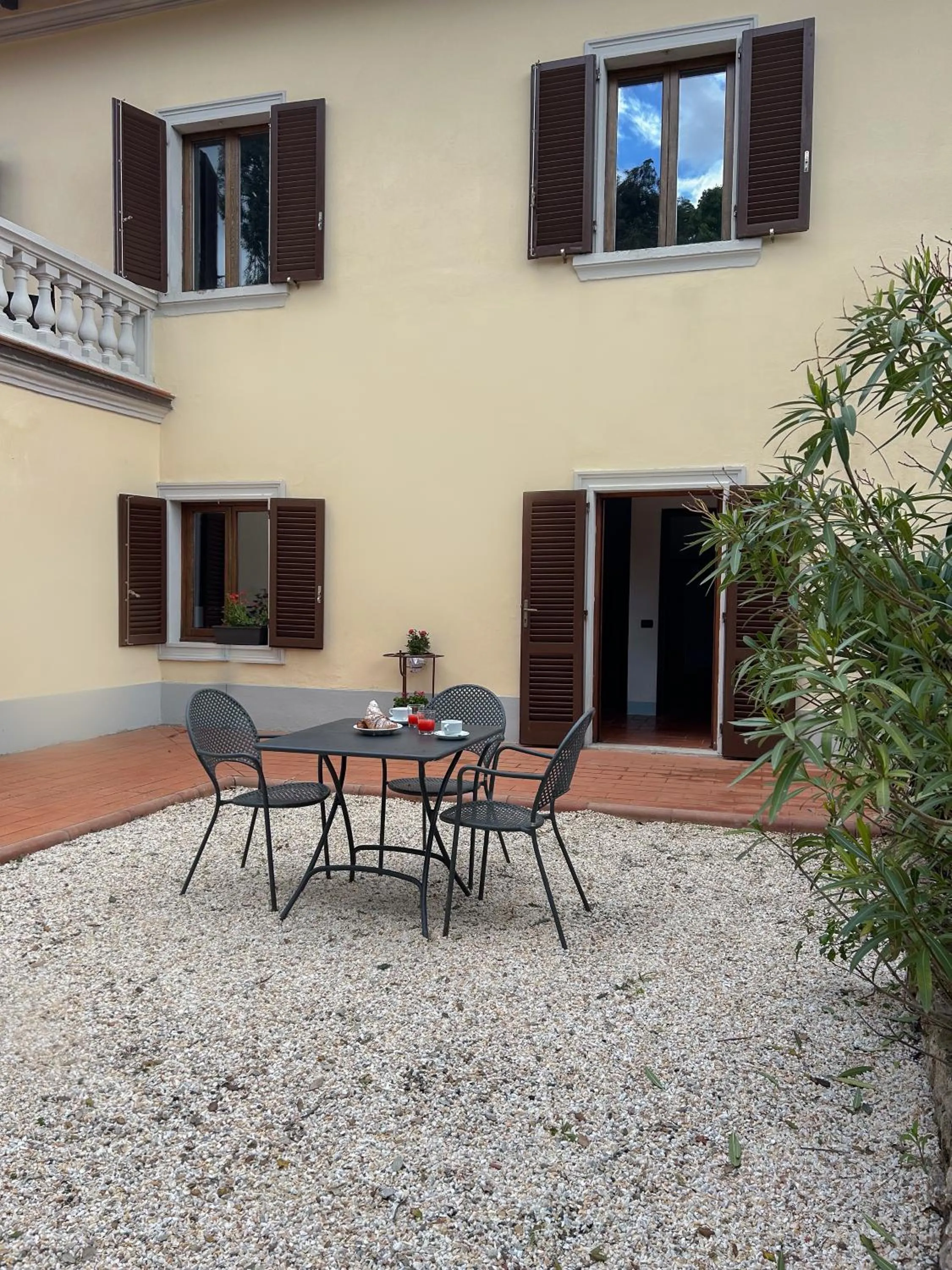 Property building in Villa Mucellena