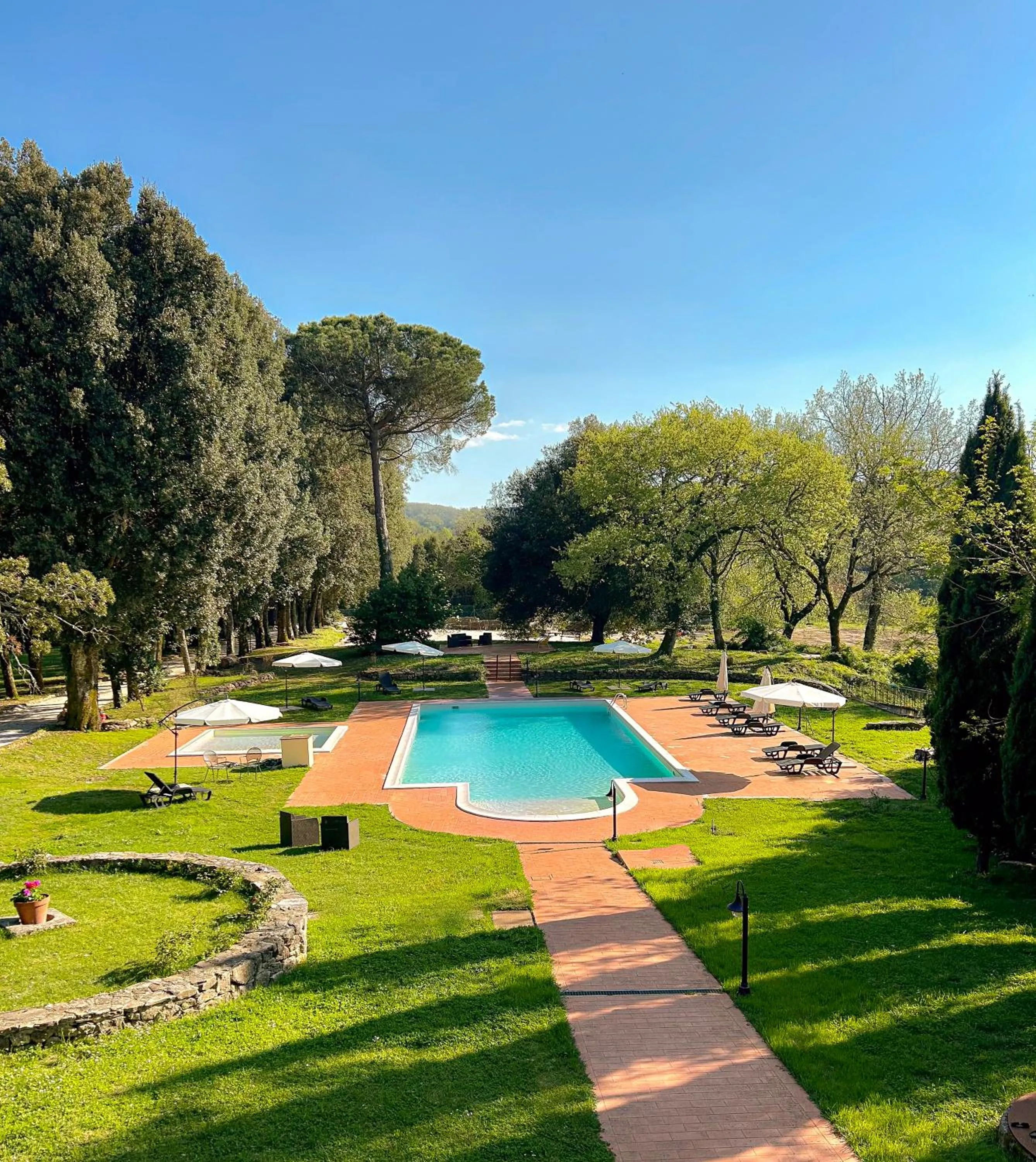 Spring in Villa Mucellena