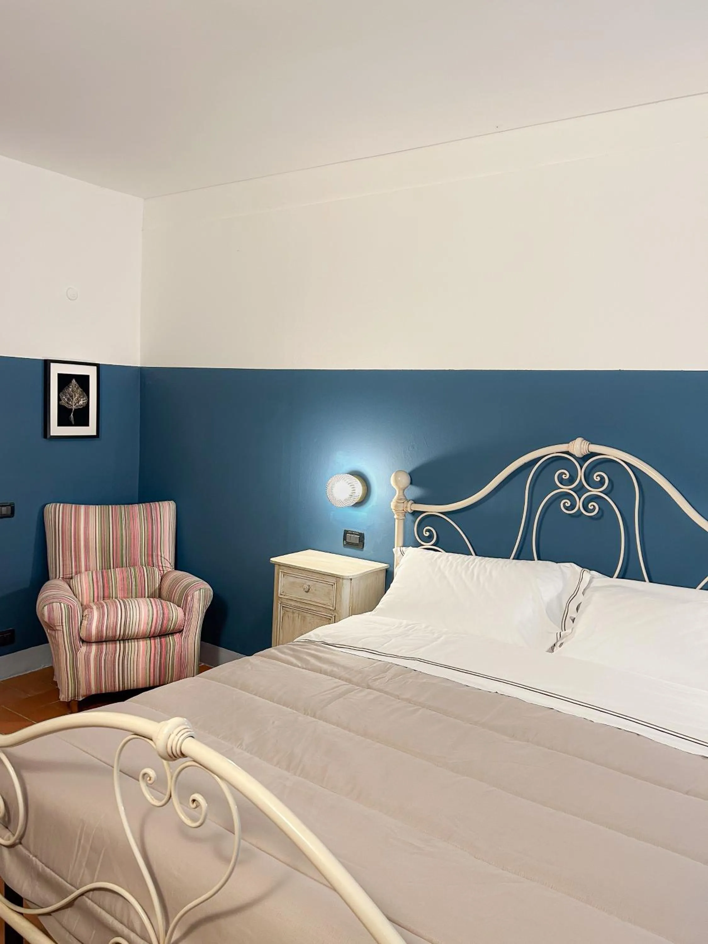 Bedroom, Bed in Villa Mucellena