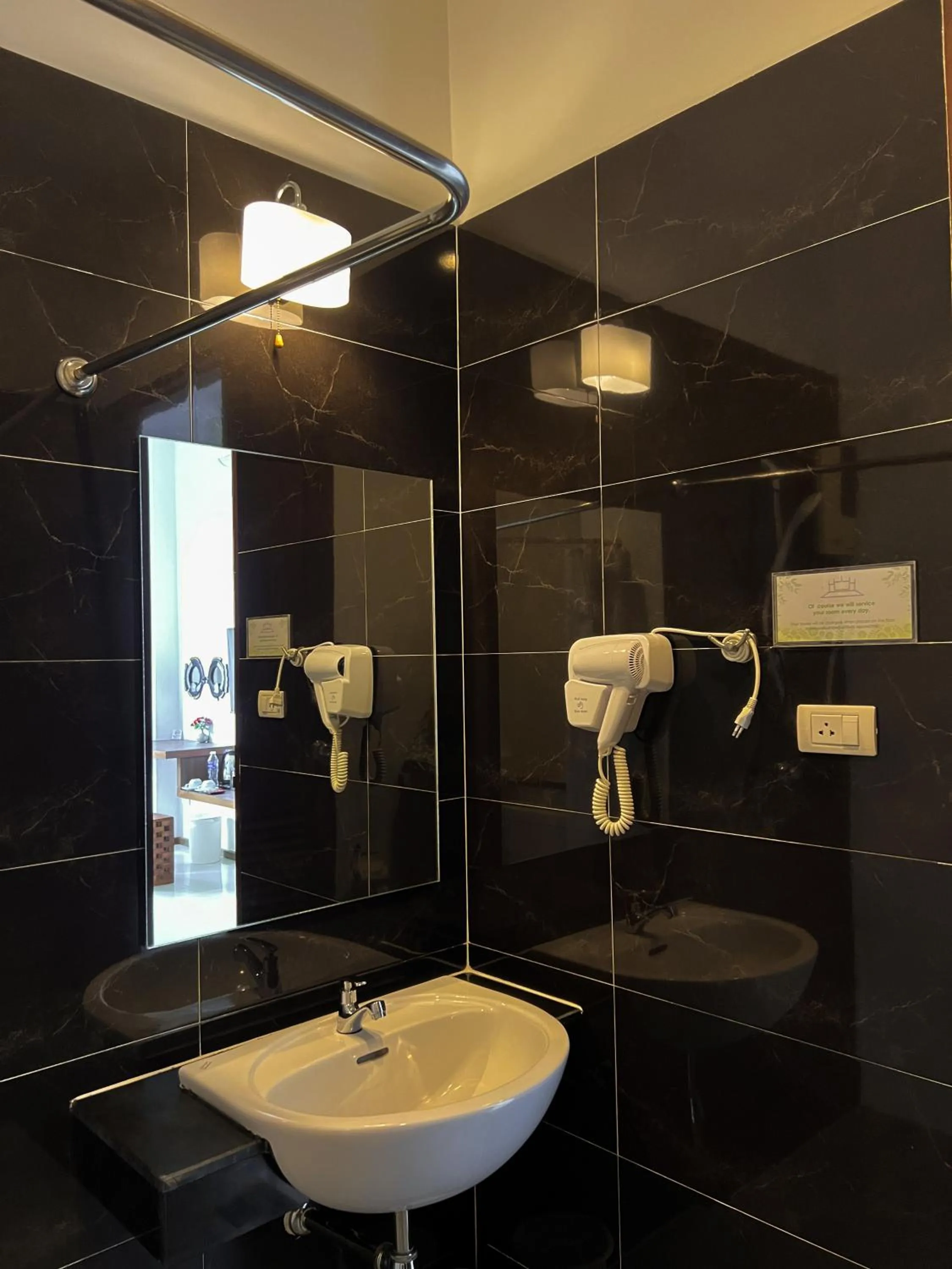 Shower in The Choice Hotel - Adults Only