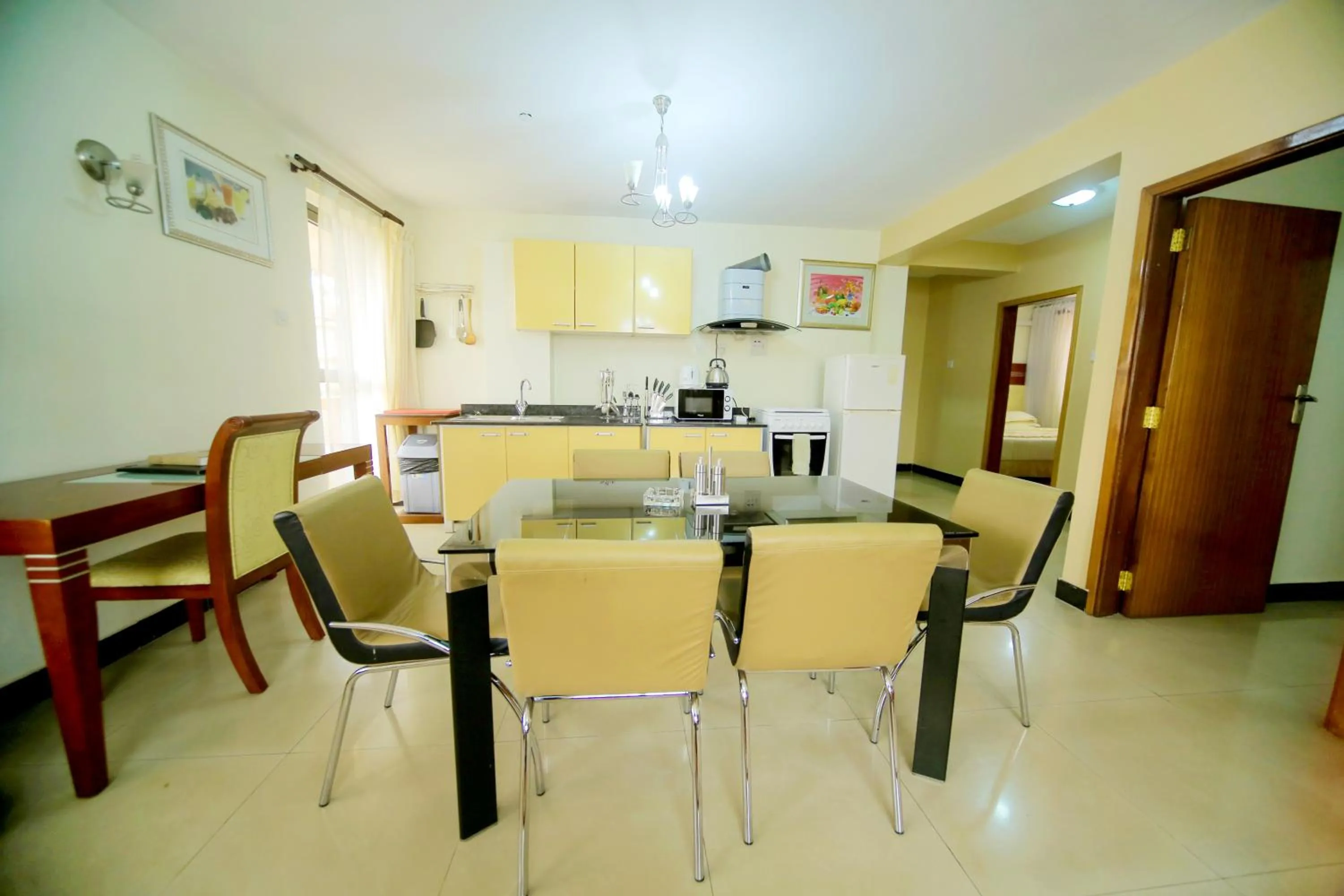 Dining area in Hotel Africana