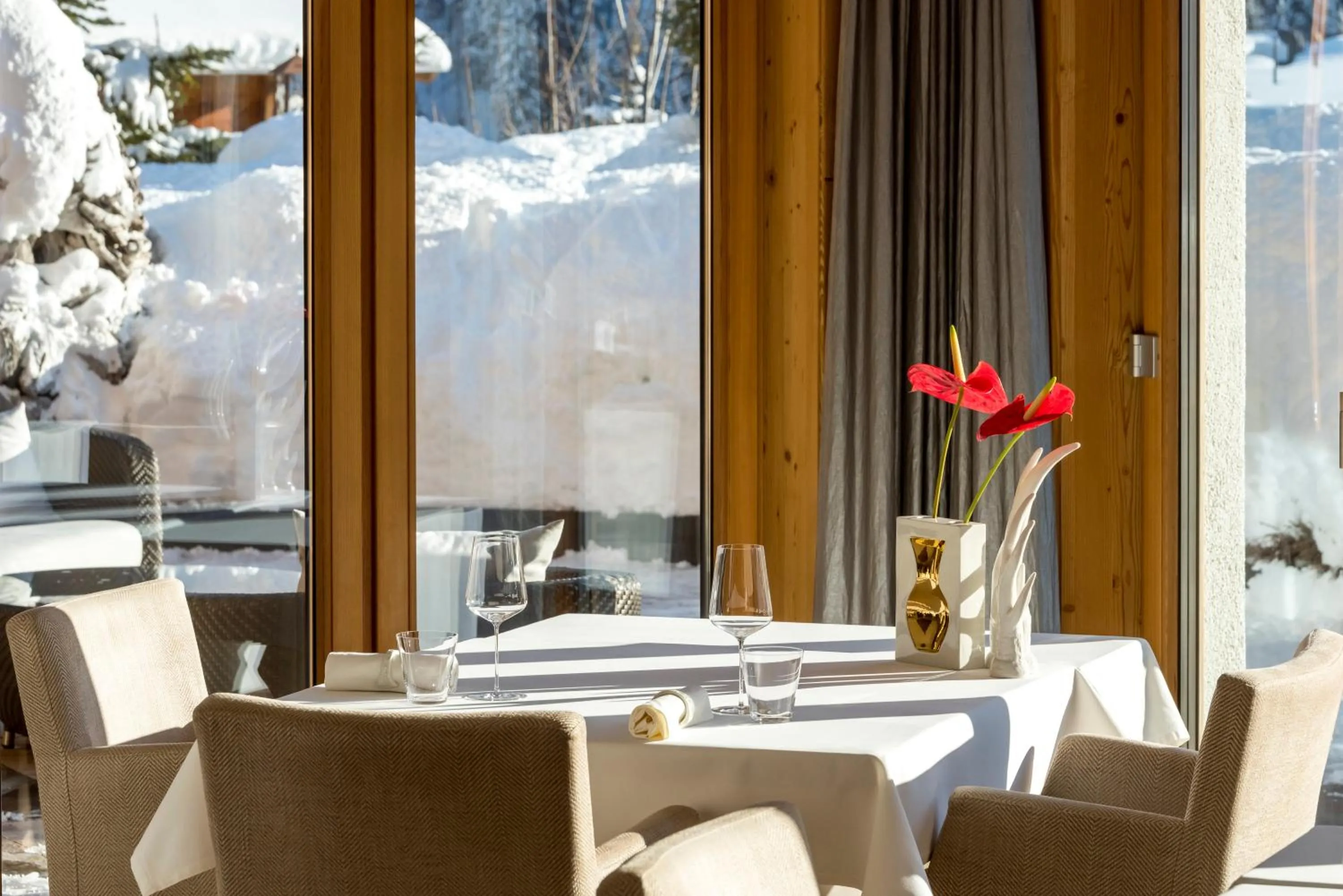 Restaurant/places to eat in Hotel Tannenhof*****Superior