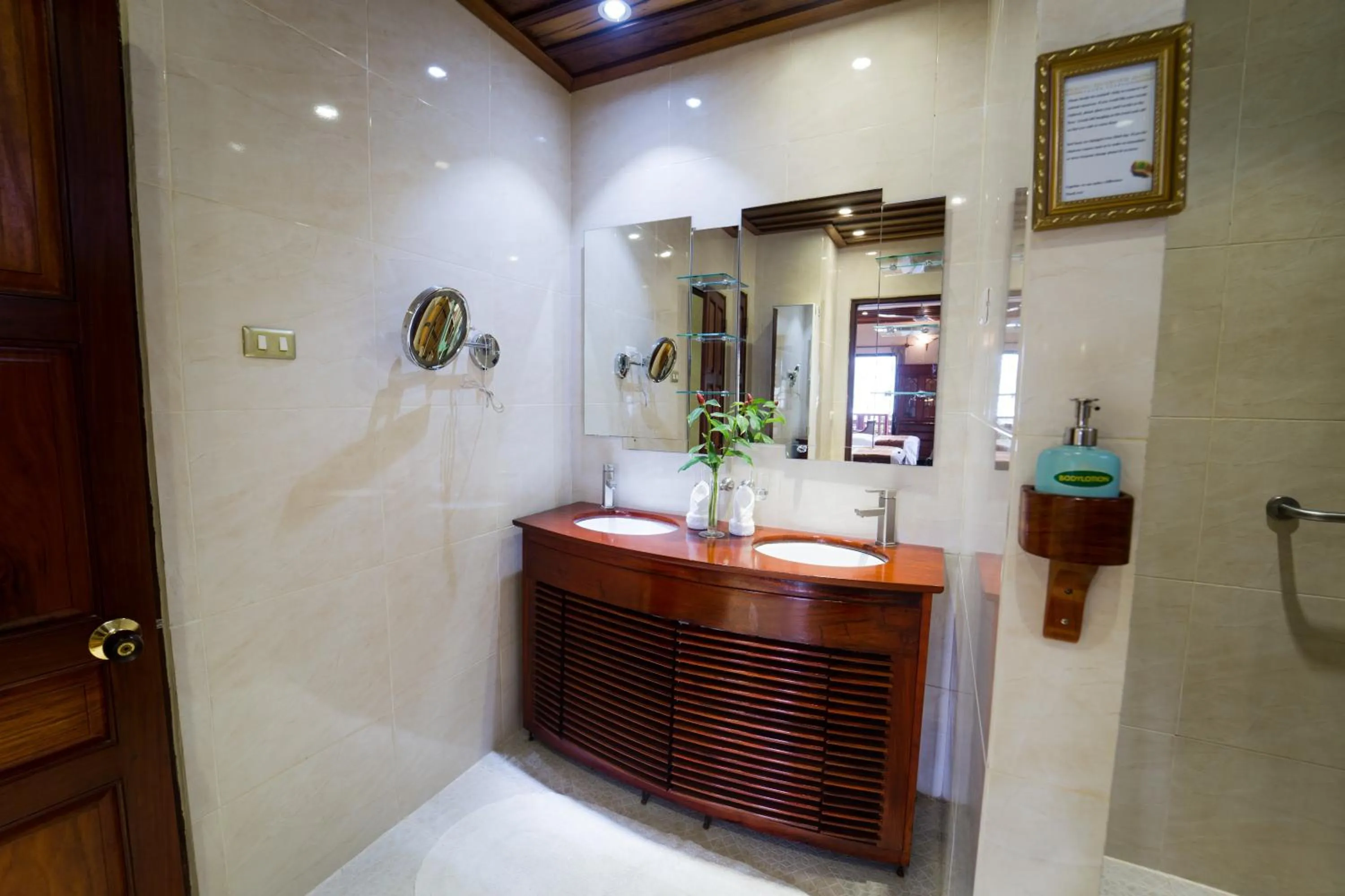 Bathroom in Mekong Riverview Hotel