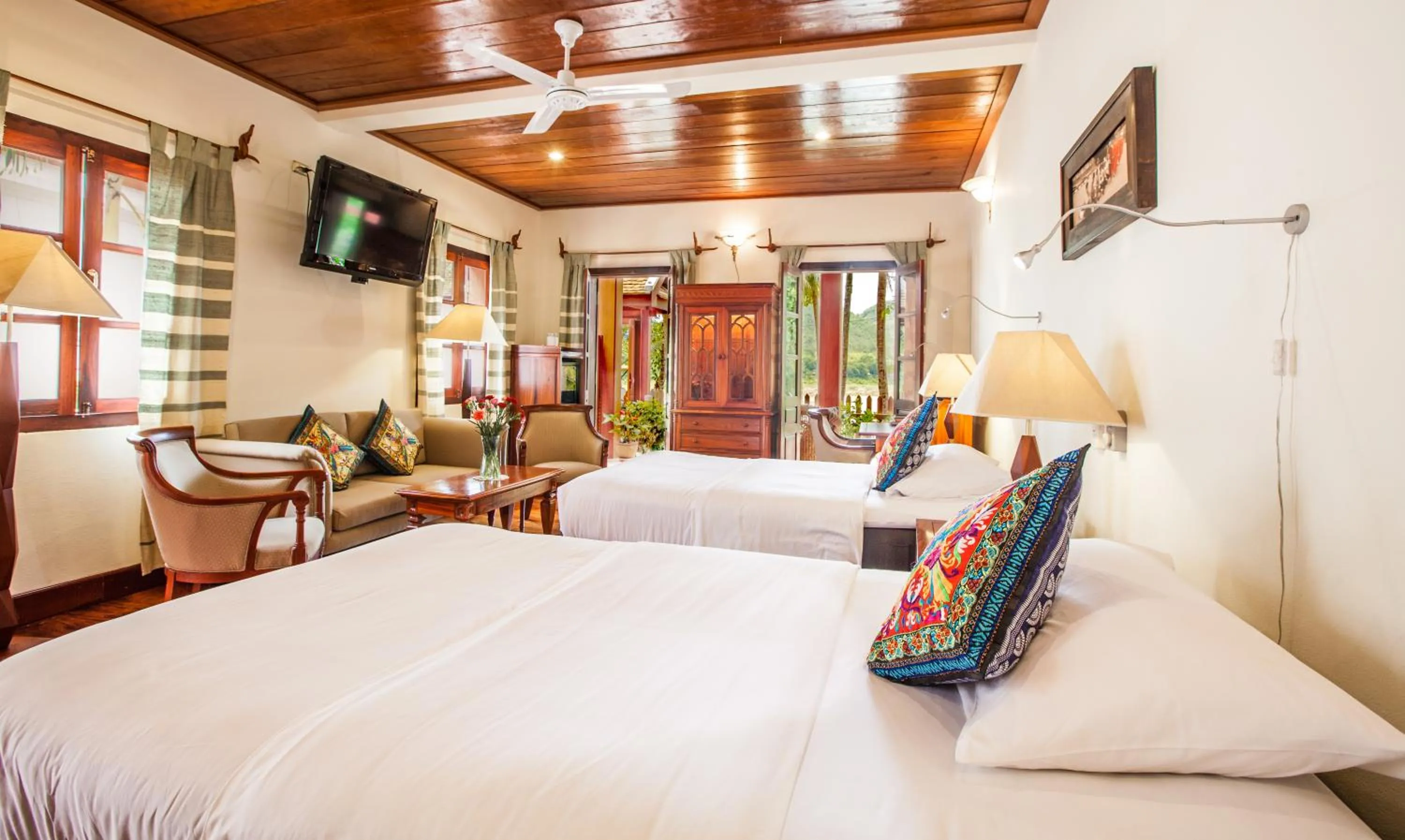 Bed in Mekong Riverview Hotel