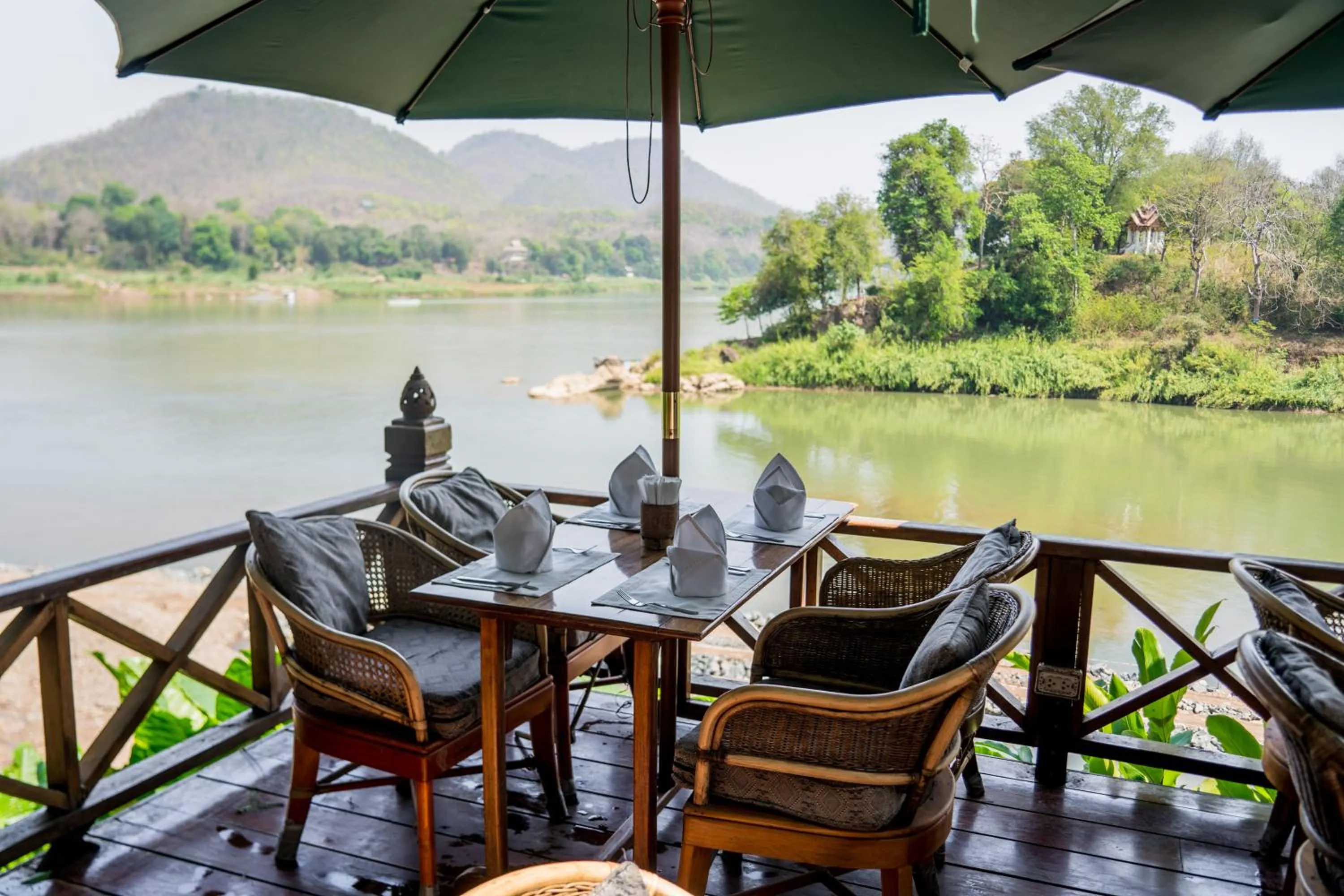 Restaurant/places to eat in Mekong Riverview Hotel