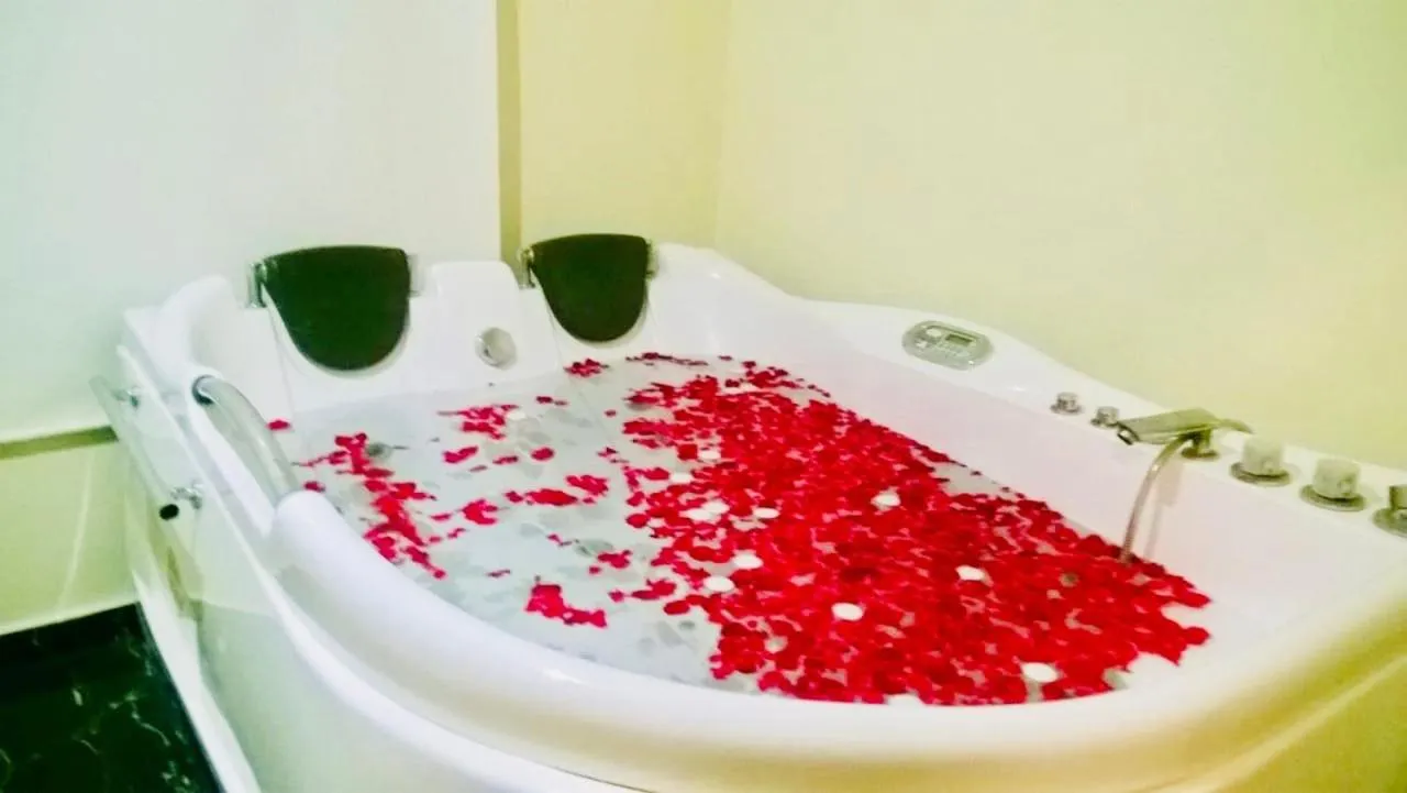 Bath in Damanganga Valley Resort Silvassa