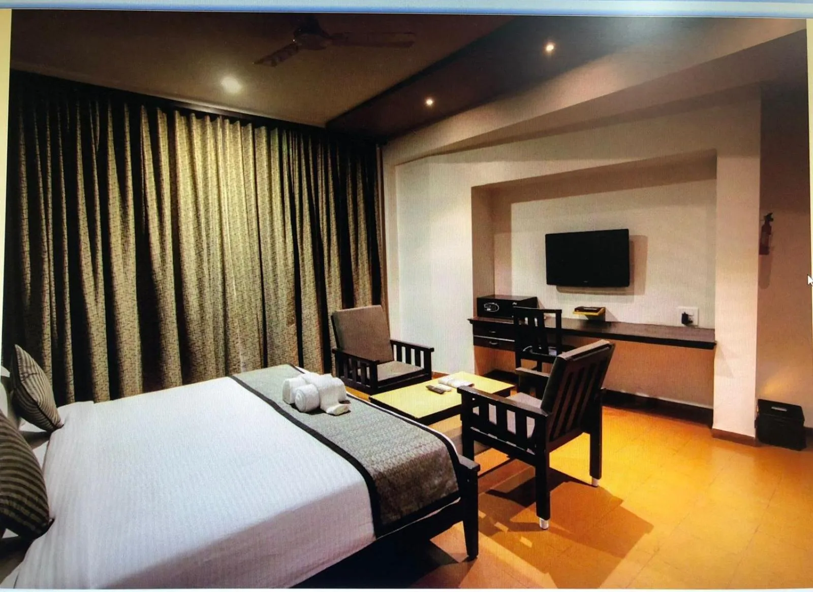 Bedroom, Bed in Damanganga Valley Resort Silvassa