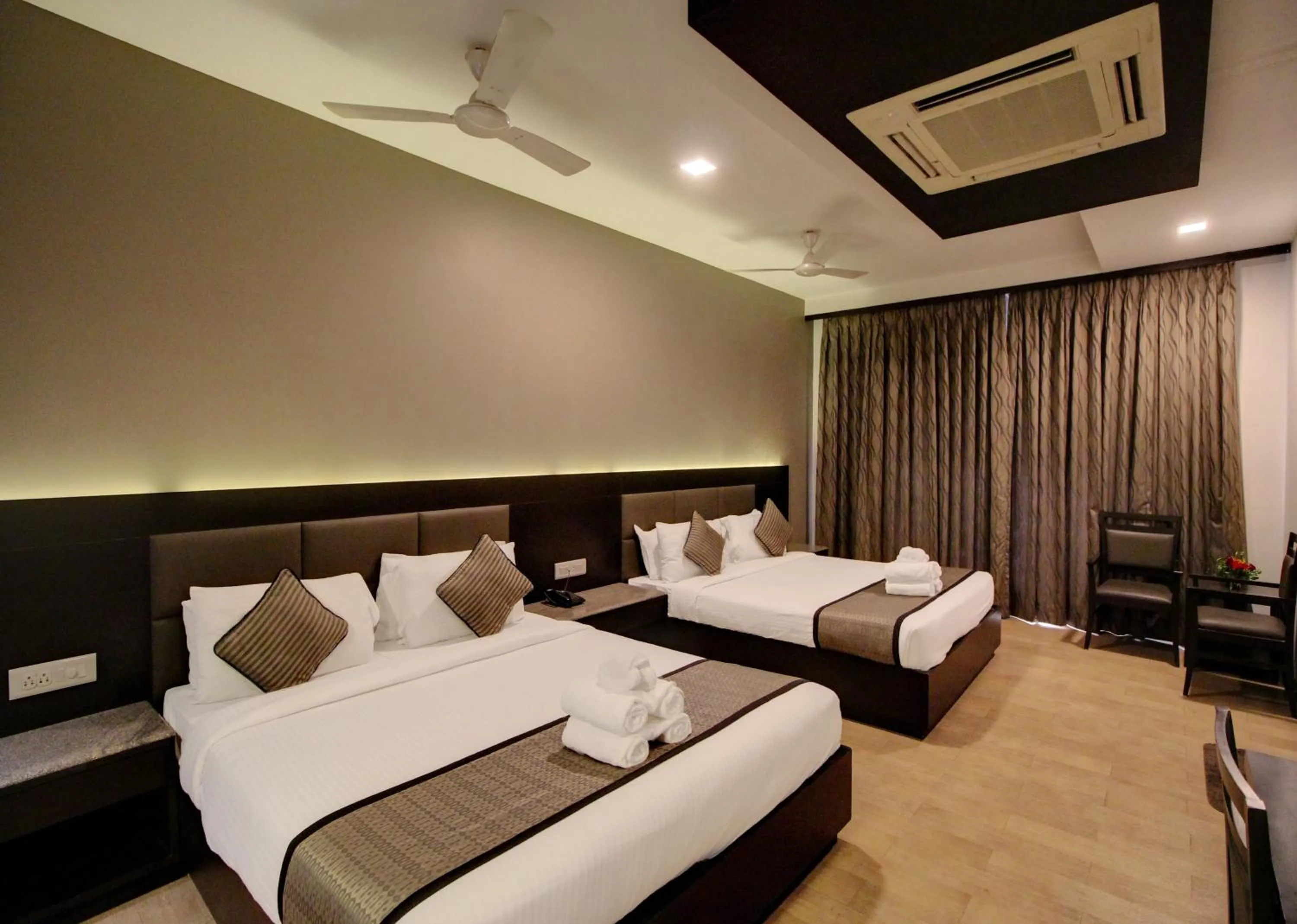 Bed in Damanganga Valley Resort Silvassa