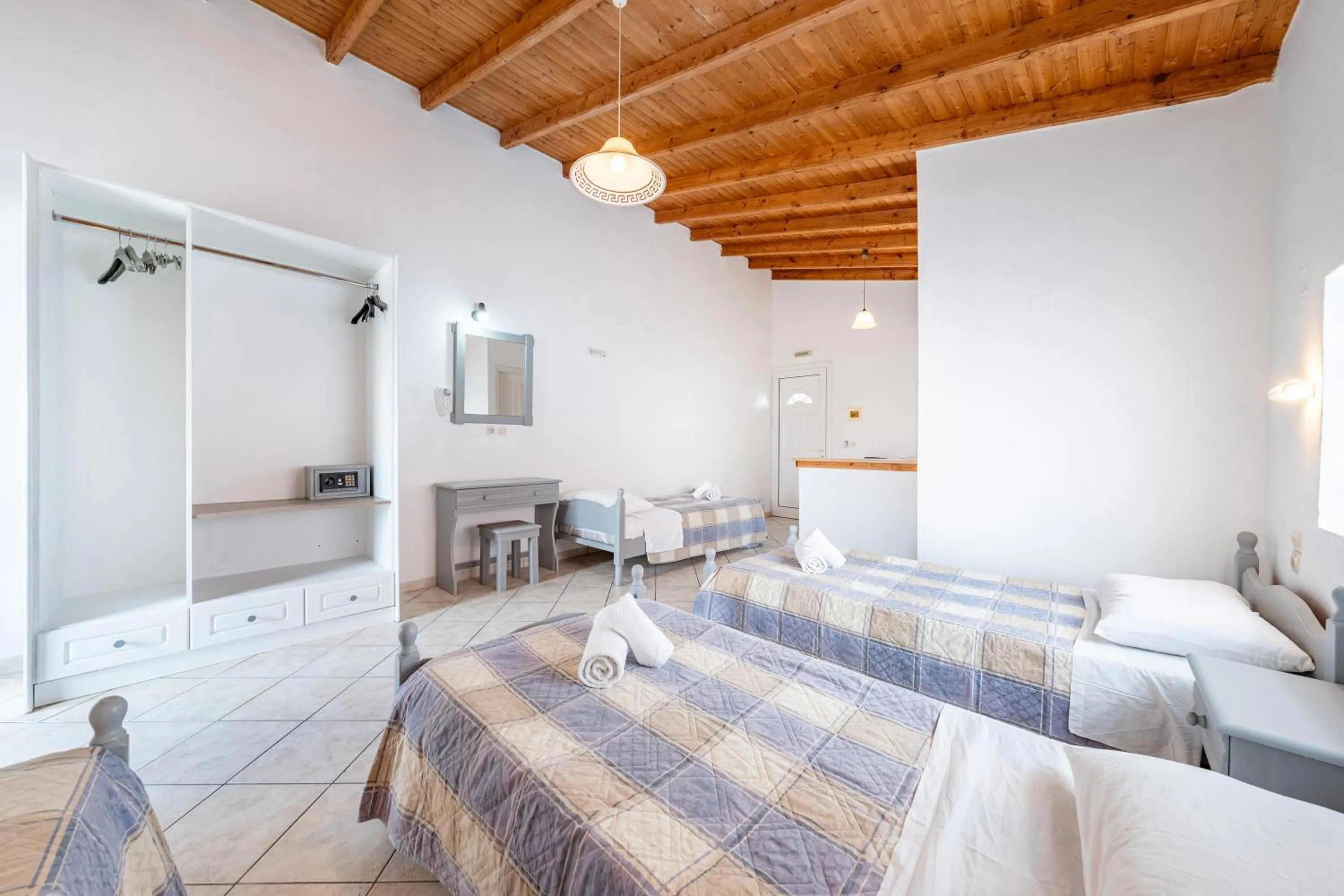 Property building in Kavos Panorama Complex