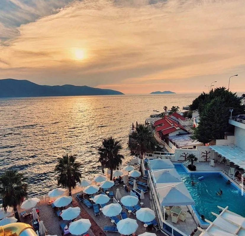 Pool view in Coral Hotel & Resort